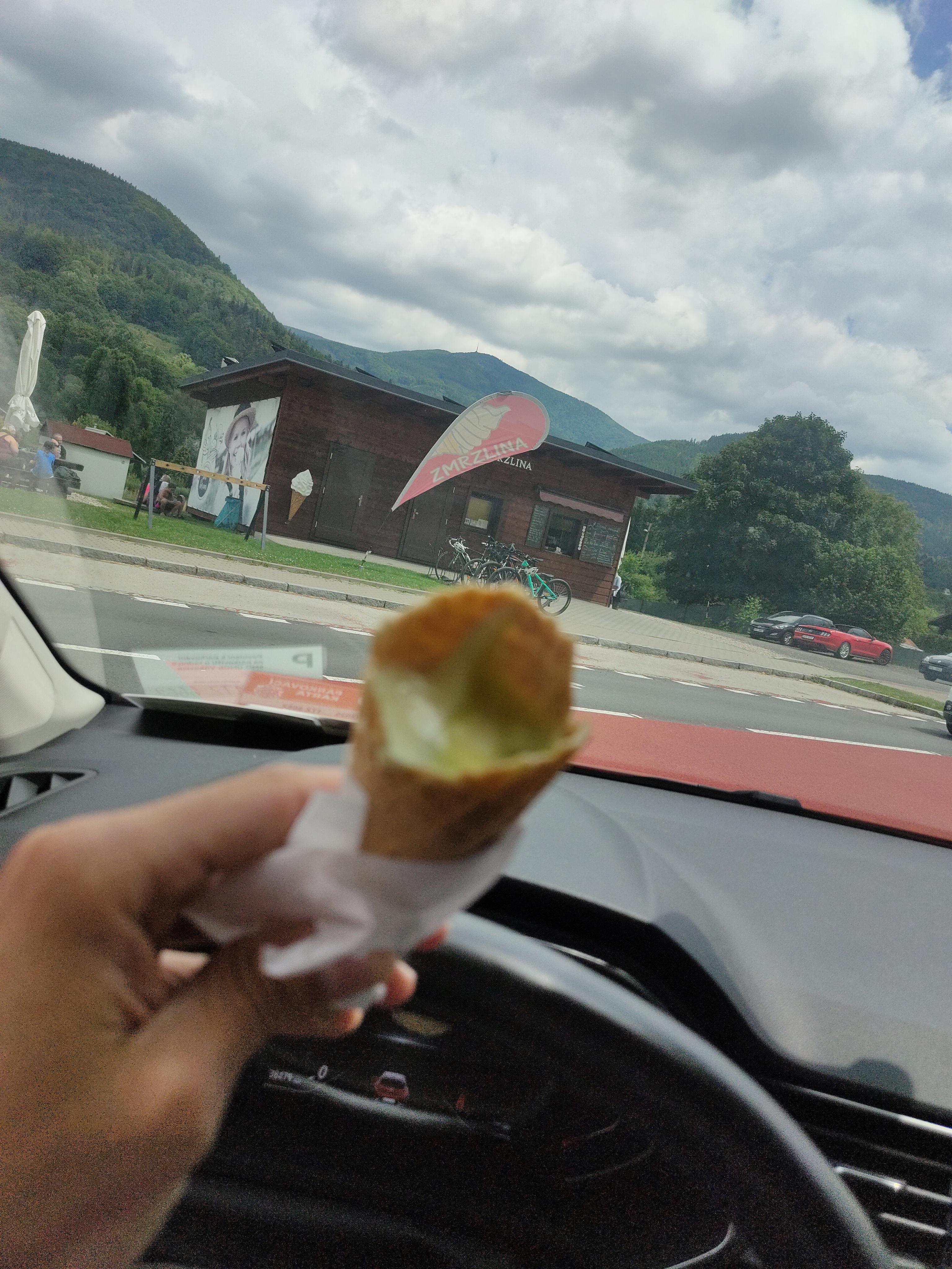 Zmrzlina Pod horami foto 3