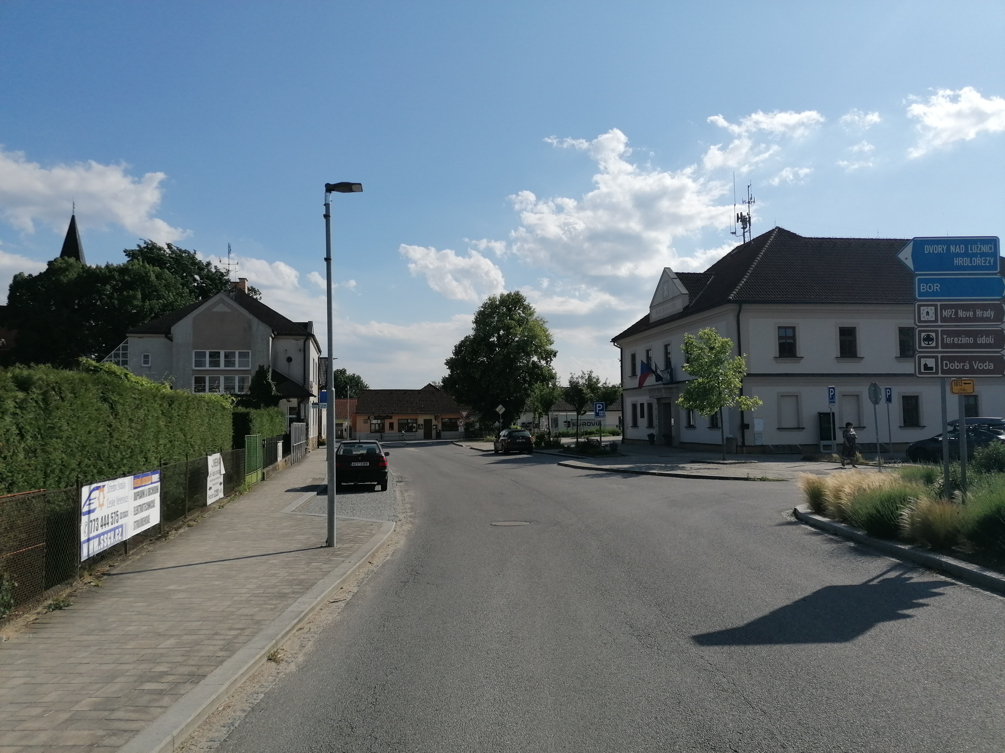 Suchdol nad Lužnicí - městský úřad foto 4