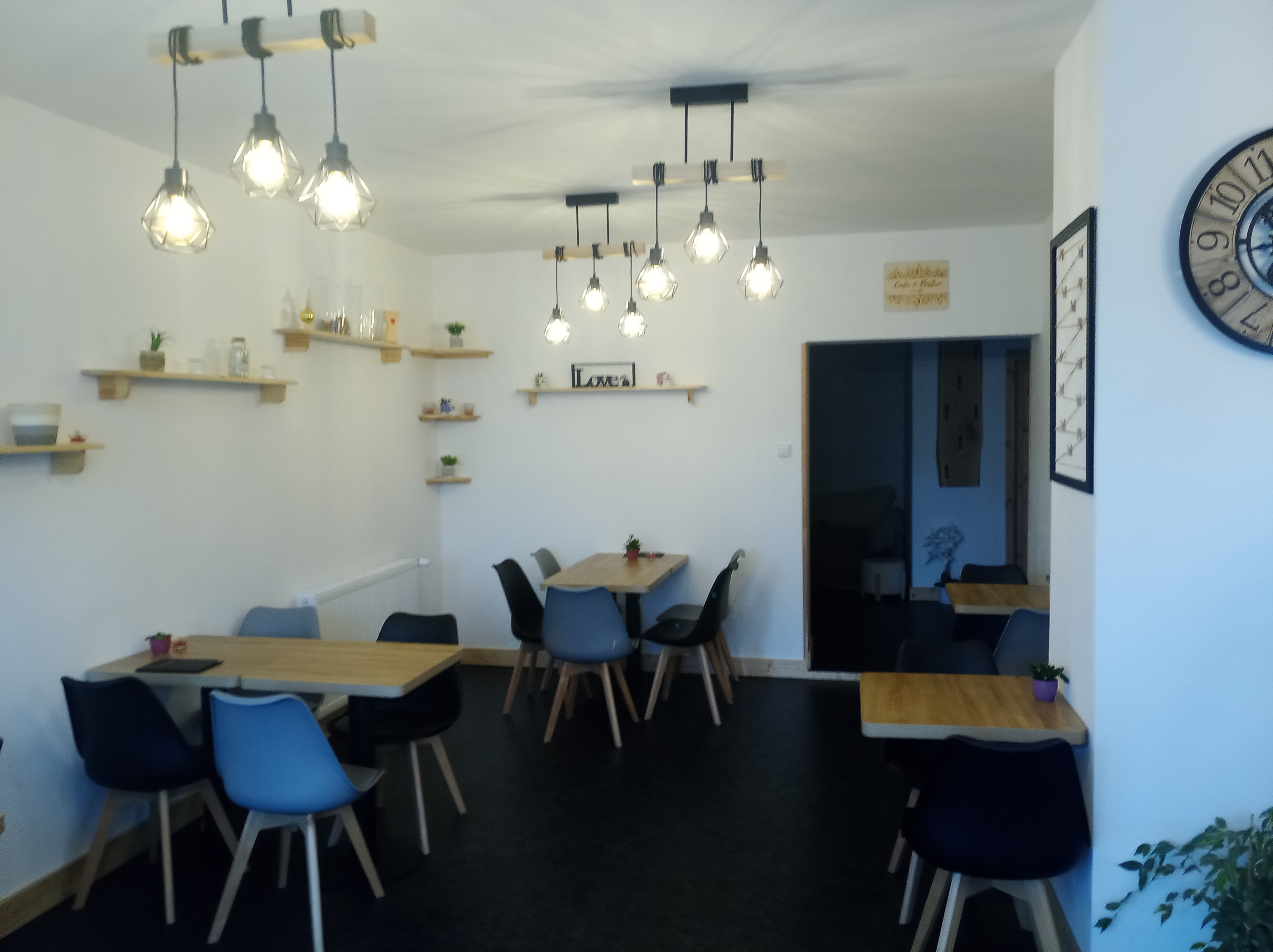 Cafe & Bistro Endy foto 4