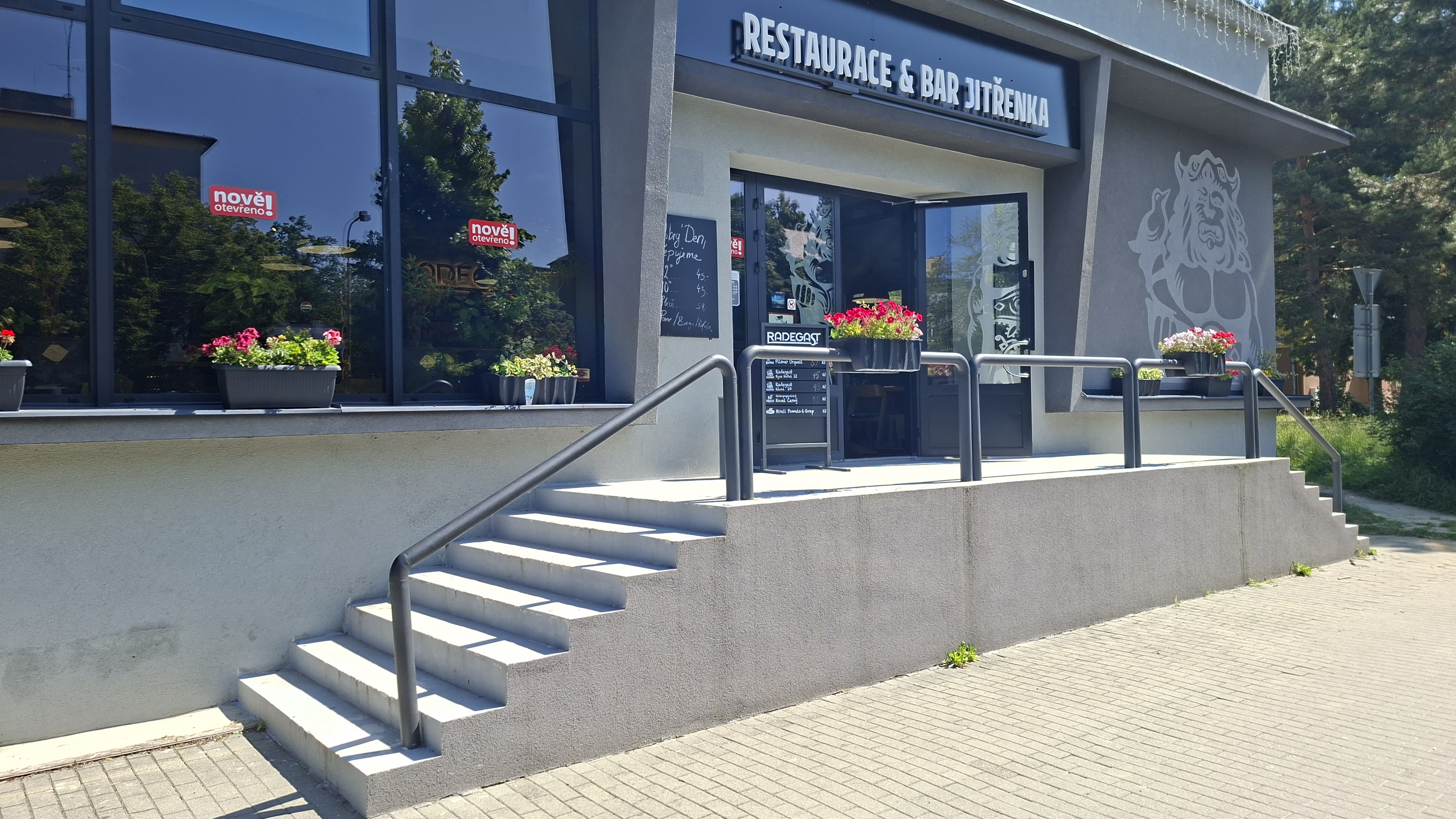Restaurace Sushi bar Jitřenka foto 2
