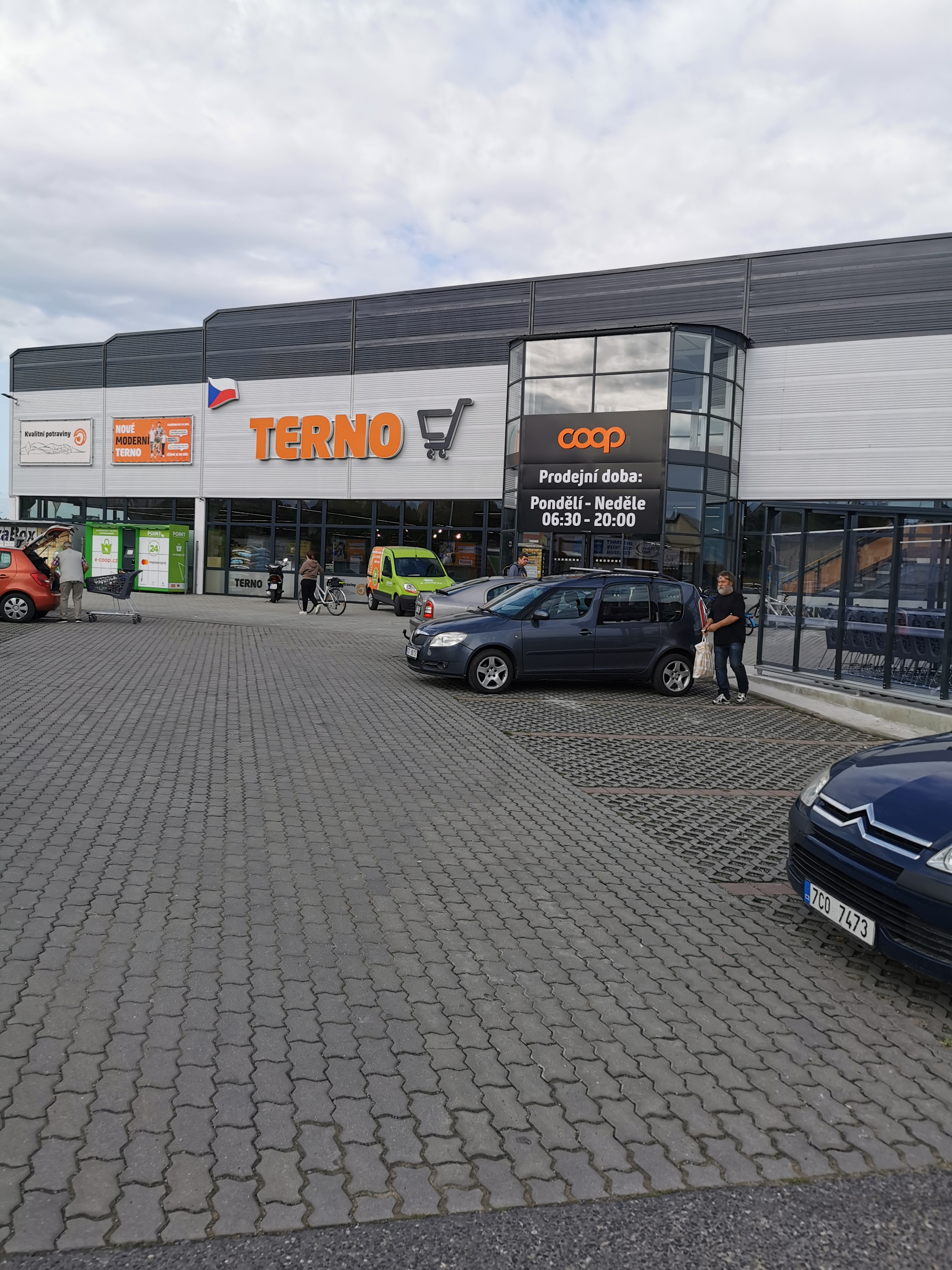 Supermarket Terno foto 2
