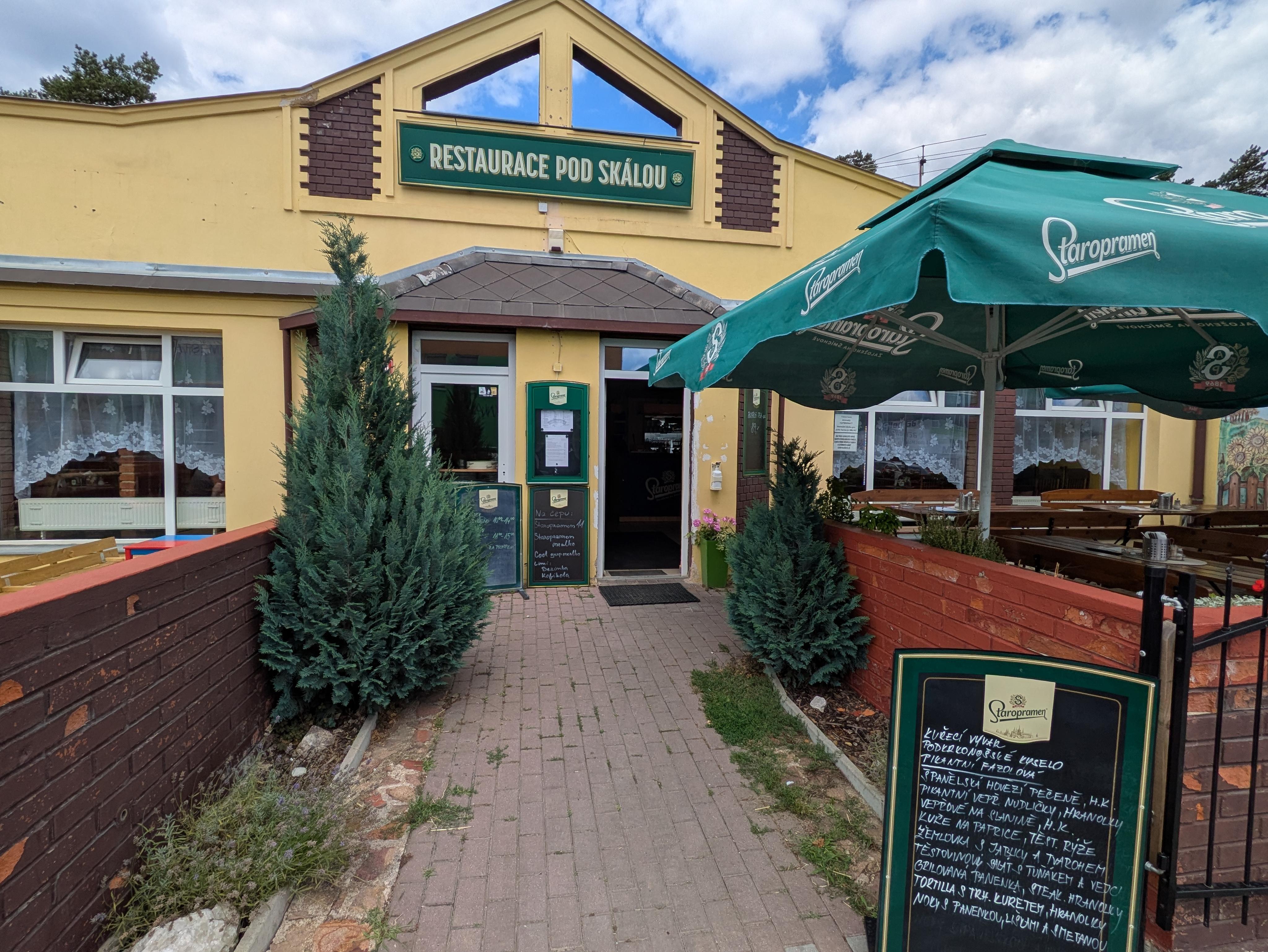 Restaurace Pod Skálou foto 2