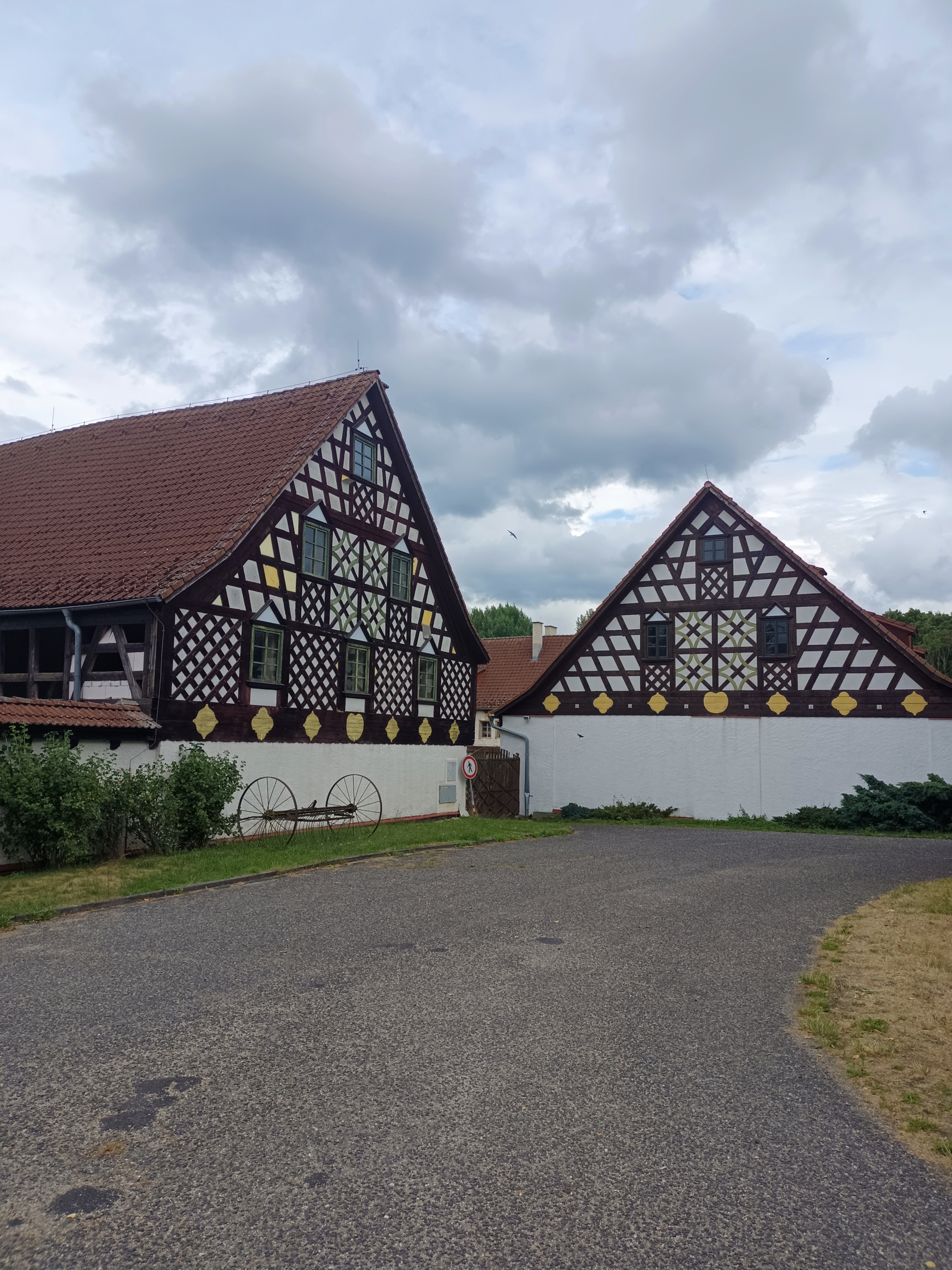 Manský dvůr foto 3