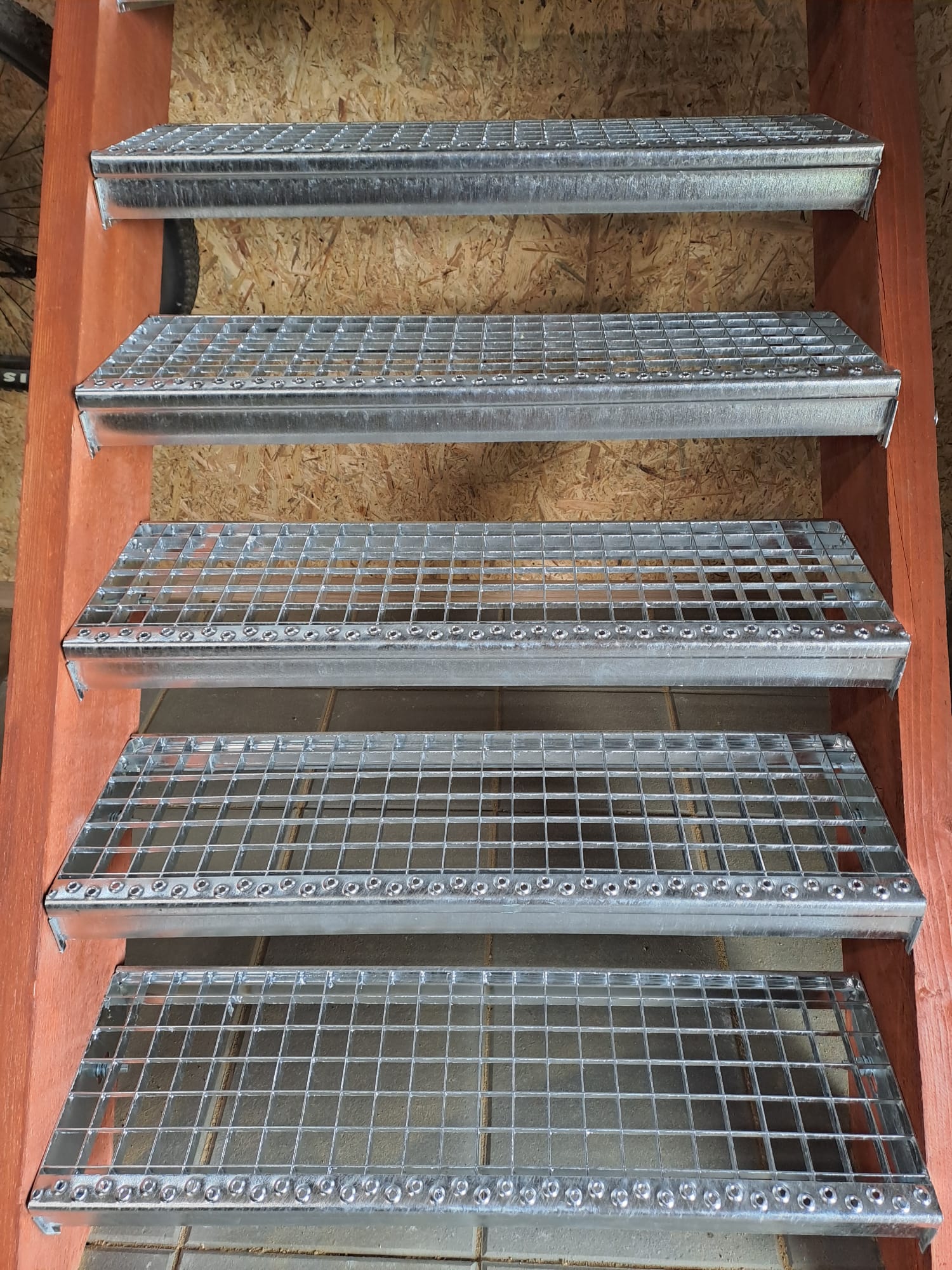 DĚROVANÉ PLECHY SVS, s.r.o. foto 5