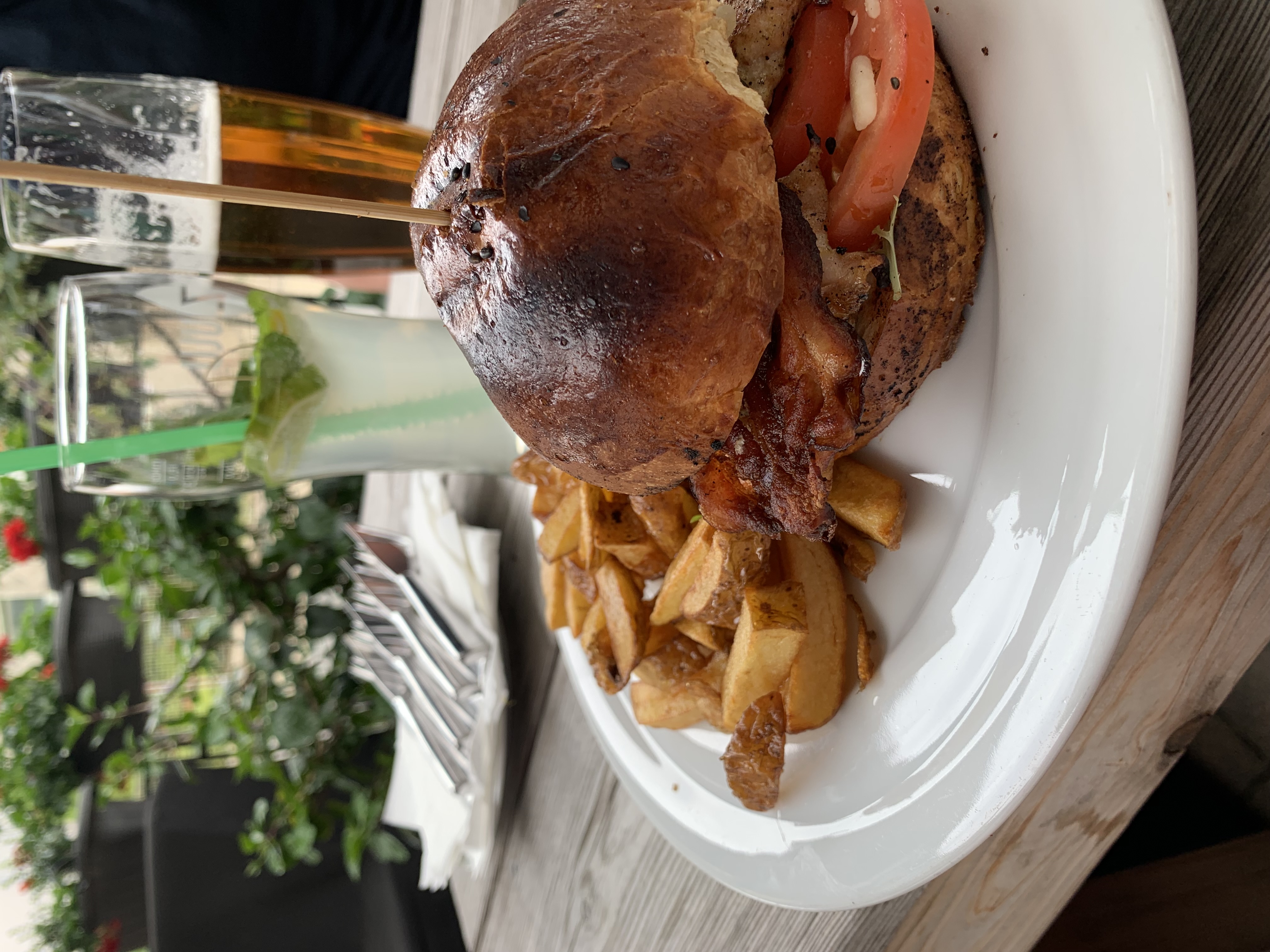 Papaguy Bar & Grill foto 4