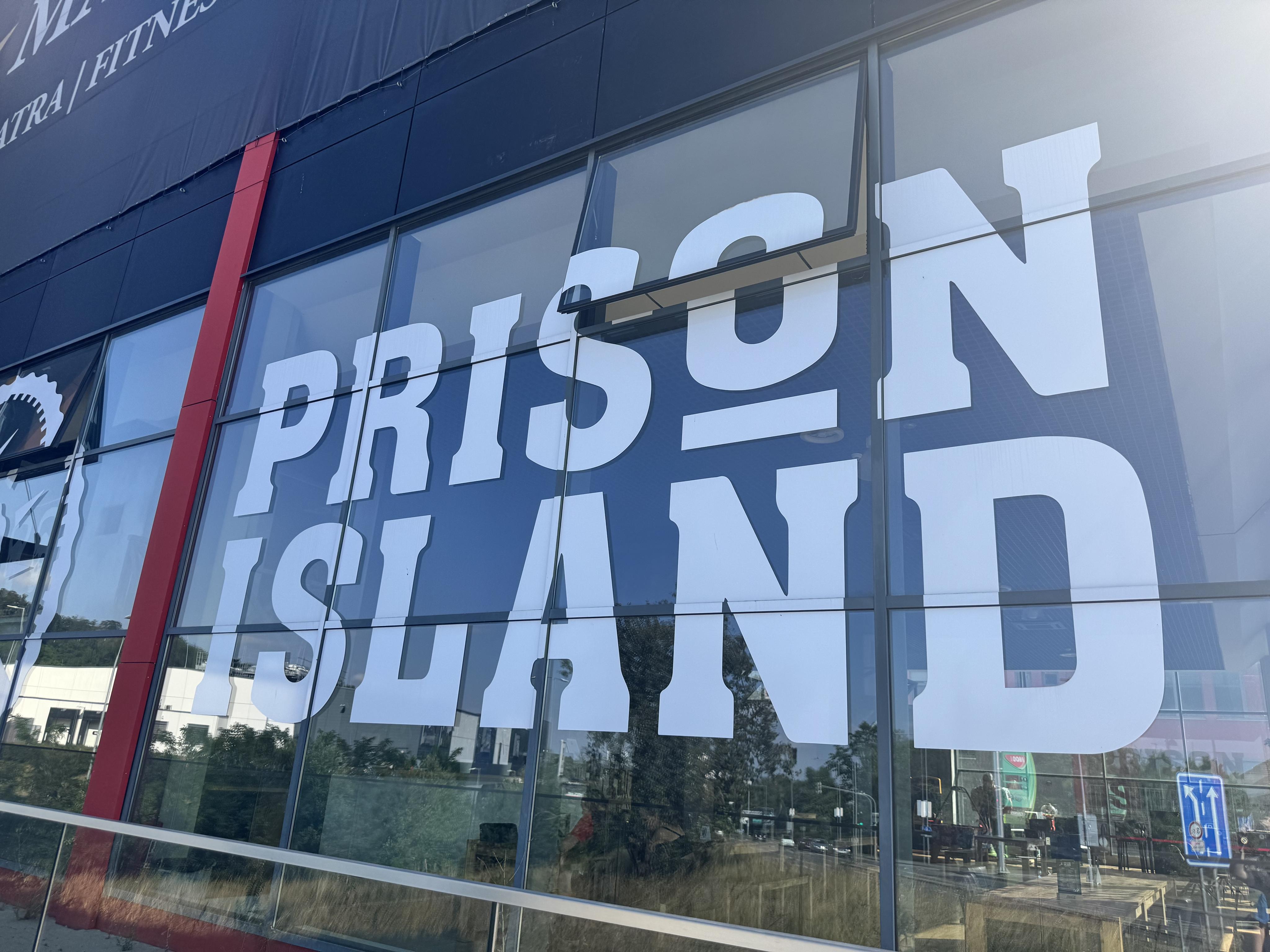 PRISON ISLAND PRAHA, s.r.o. foto 1