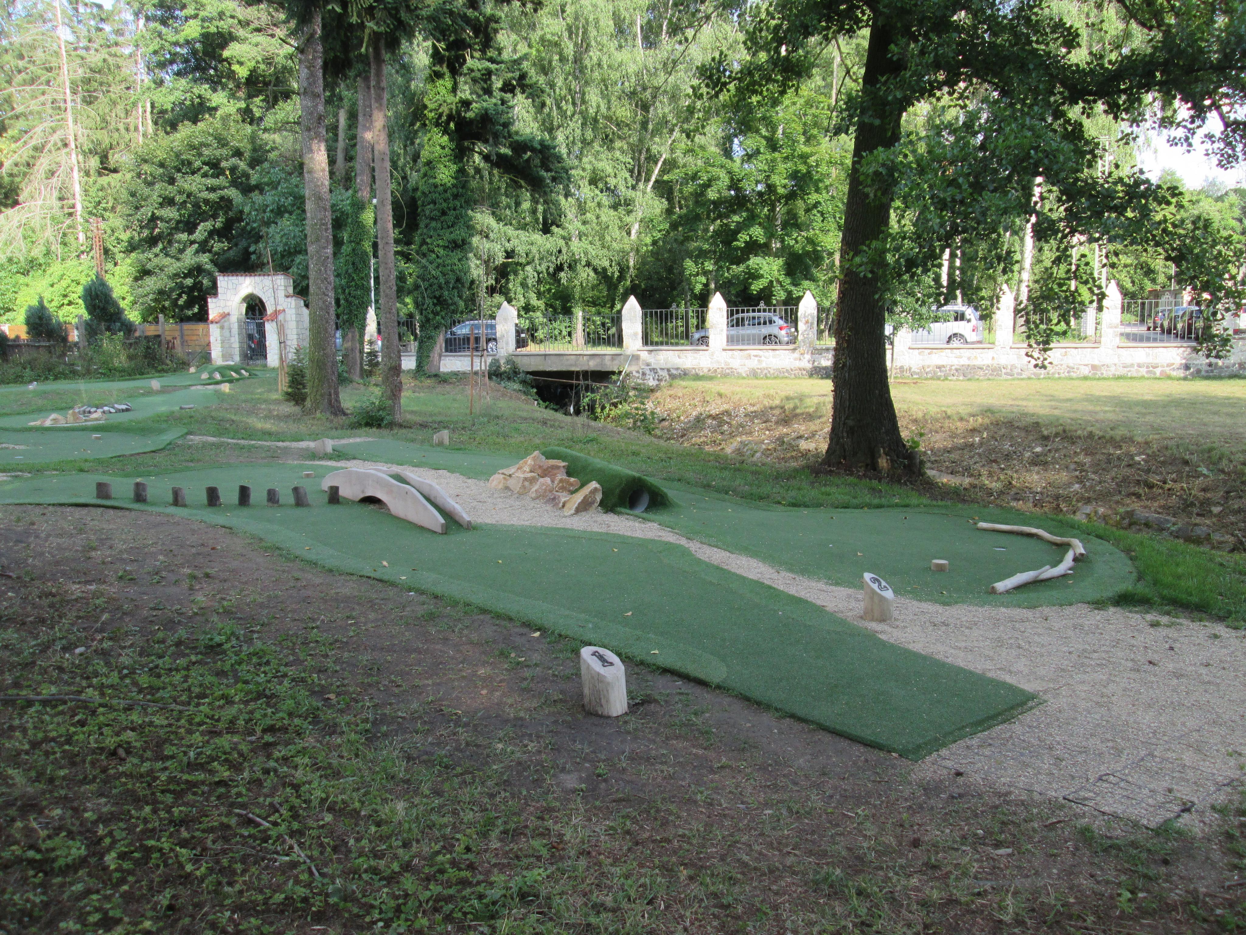 Adventure golf Kumpánova zahrada foto 5