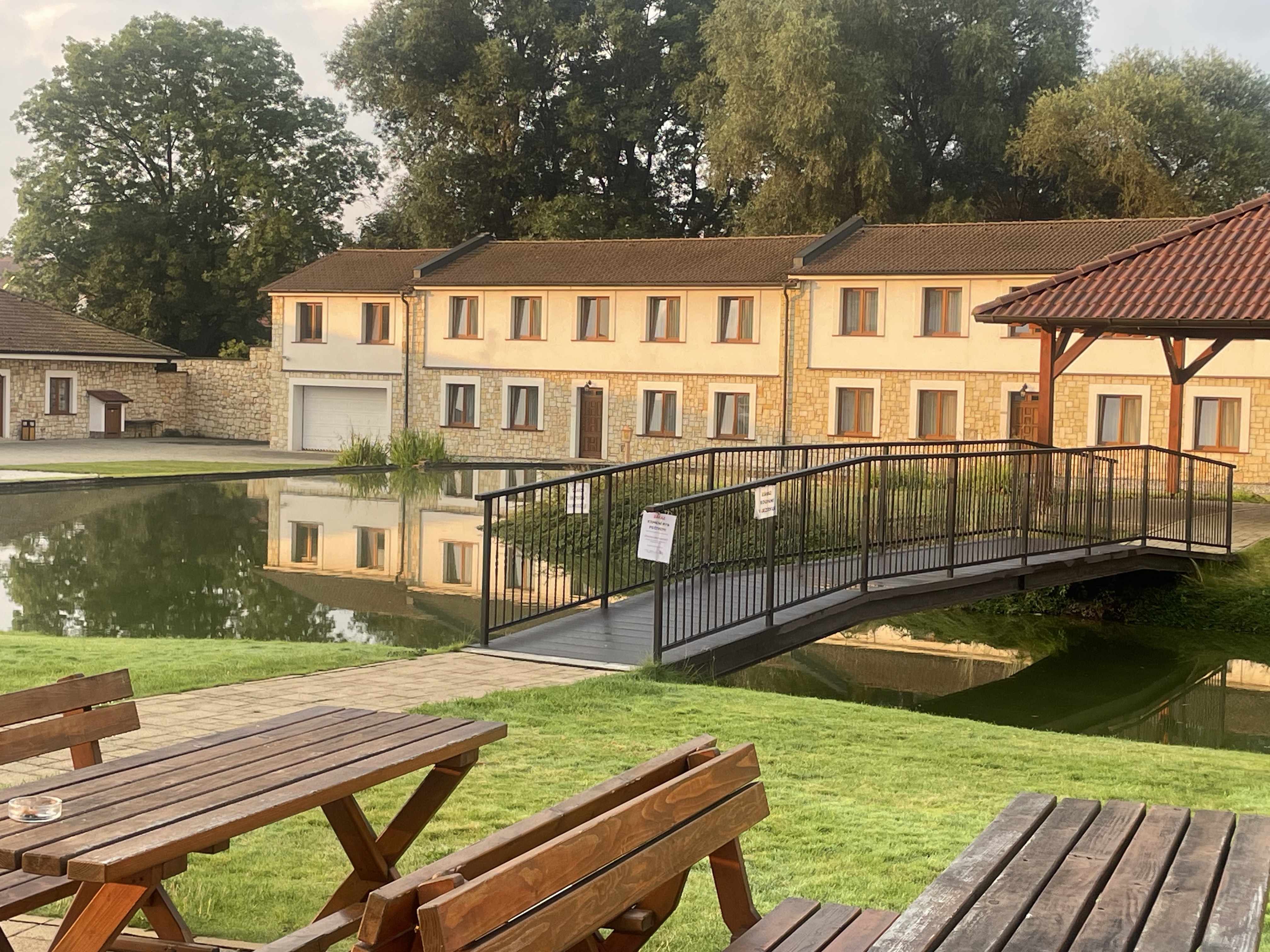 Hotel Lions - školící středisko Nesuchyně foto 6