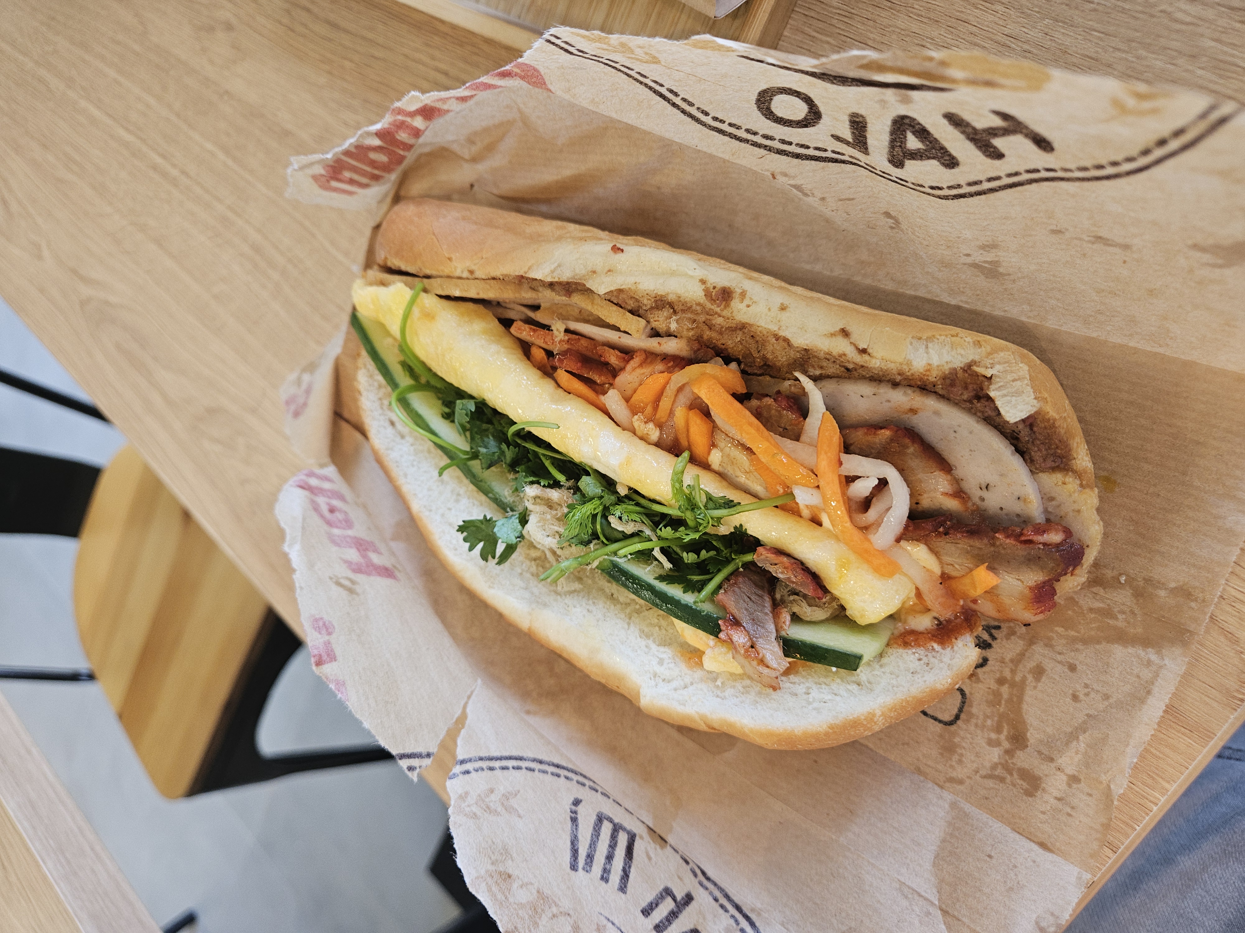 Bánh Mì HALO foto 1