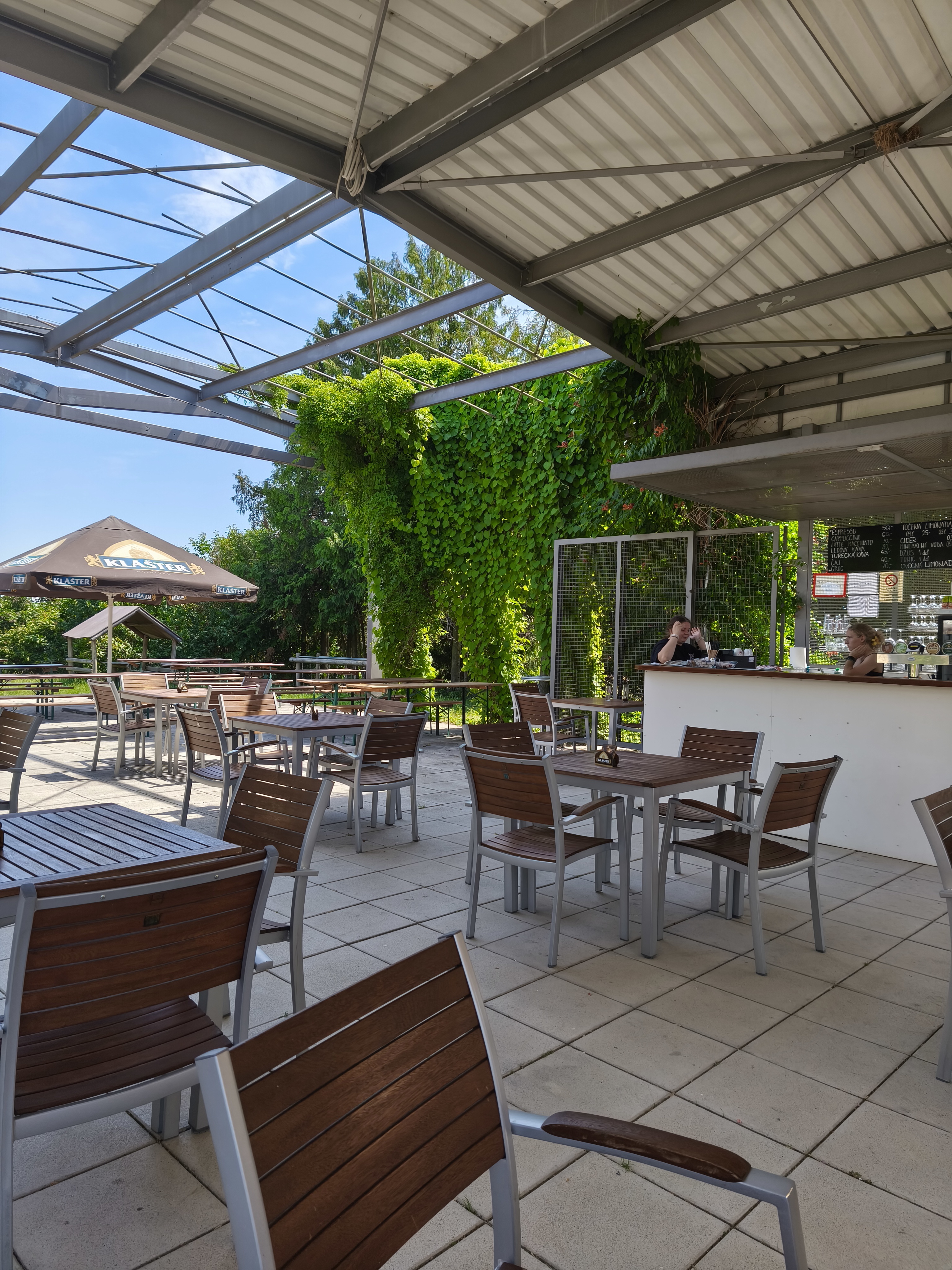 Bar na kolonádě foto 6