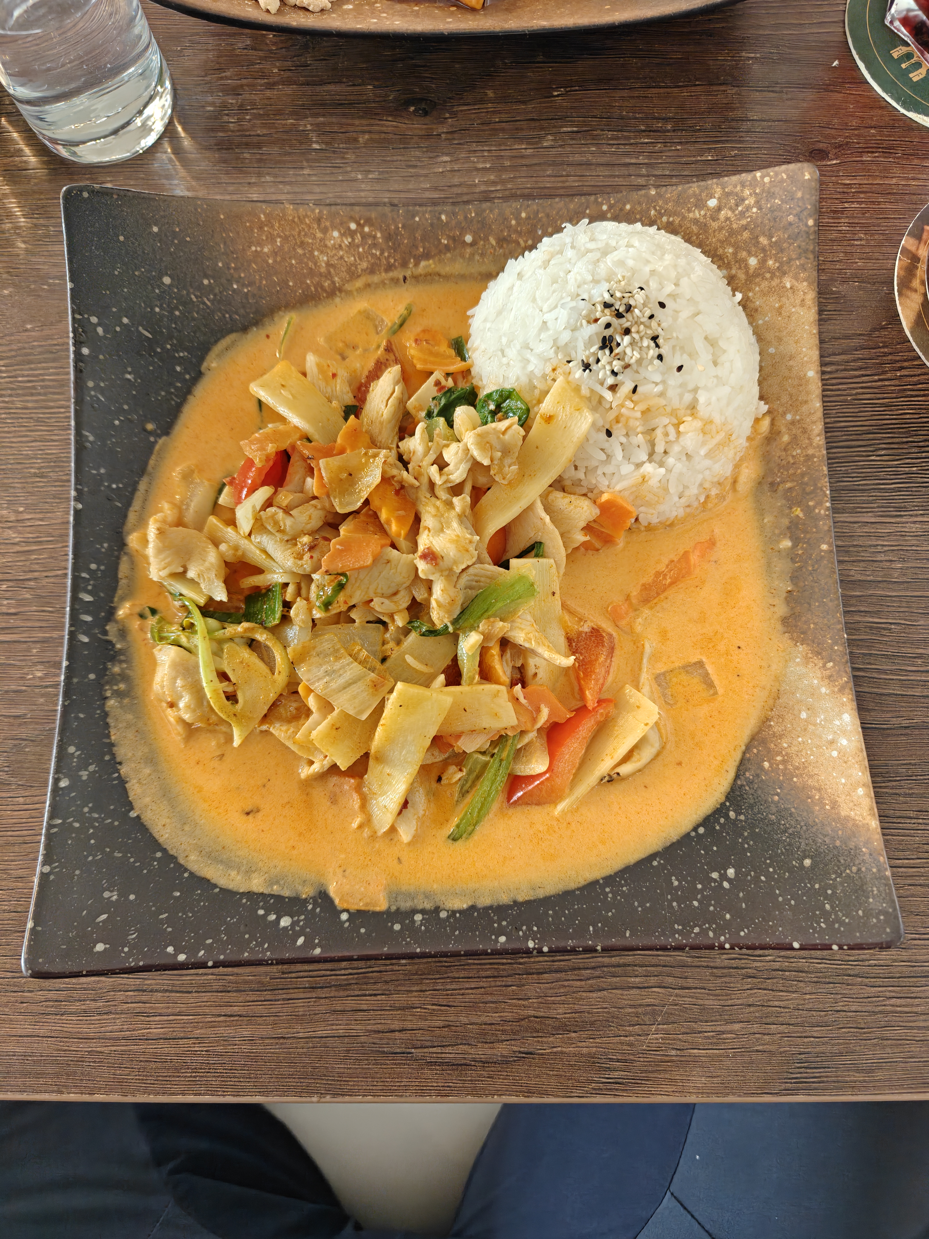 MYMY Restaurace foto 1