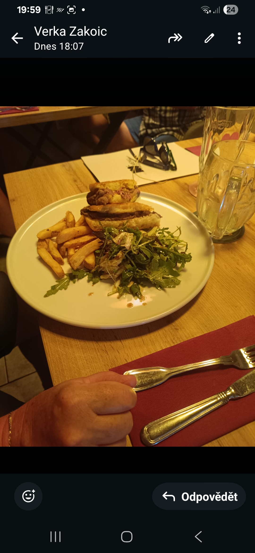 100letá RESTAURANT foto 6