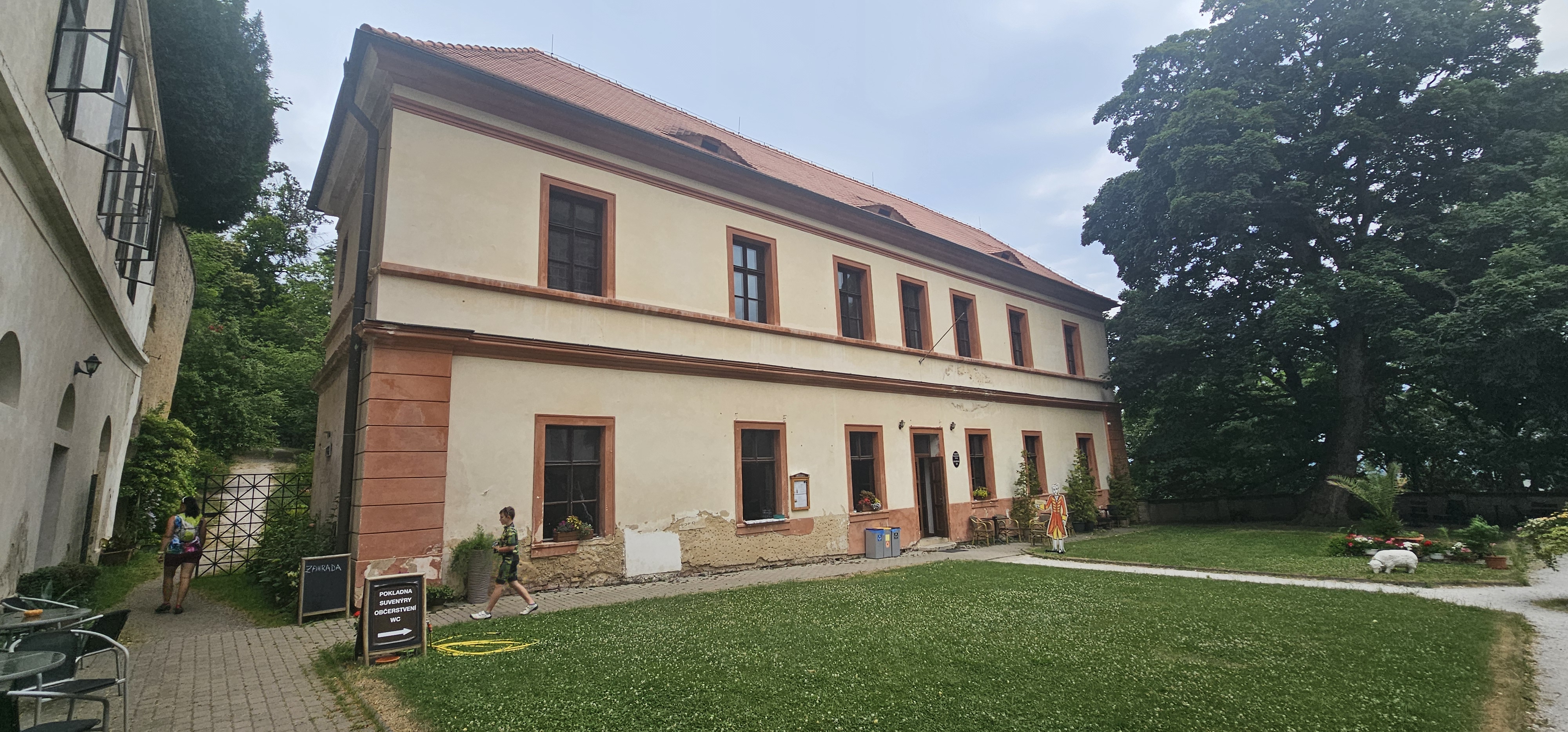 Občerstvení Zámek Jezeří foto 4