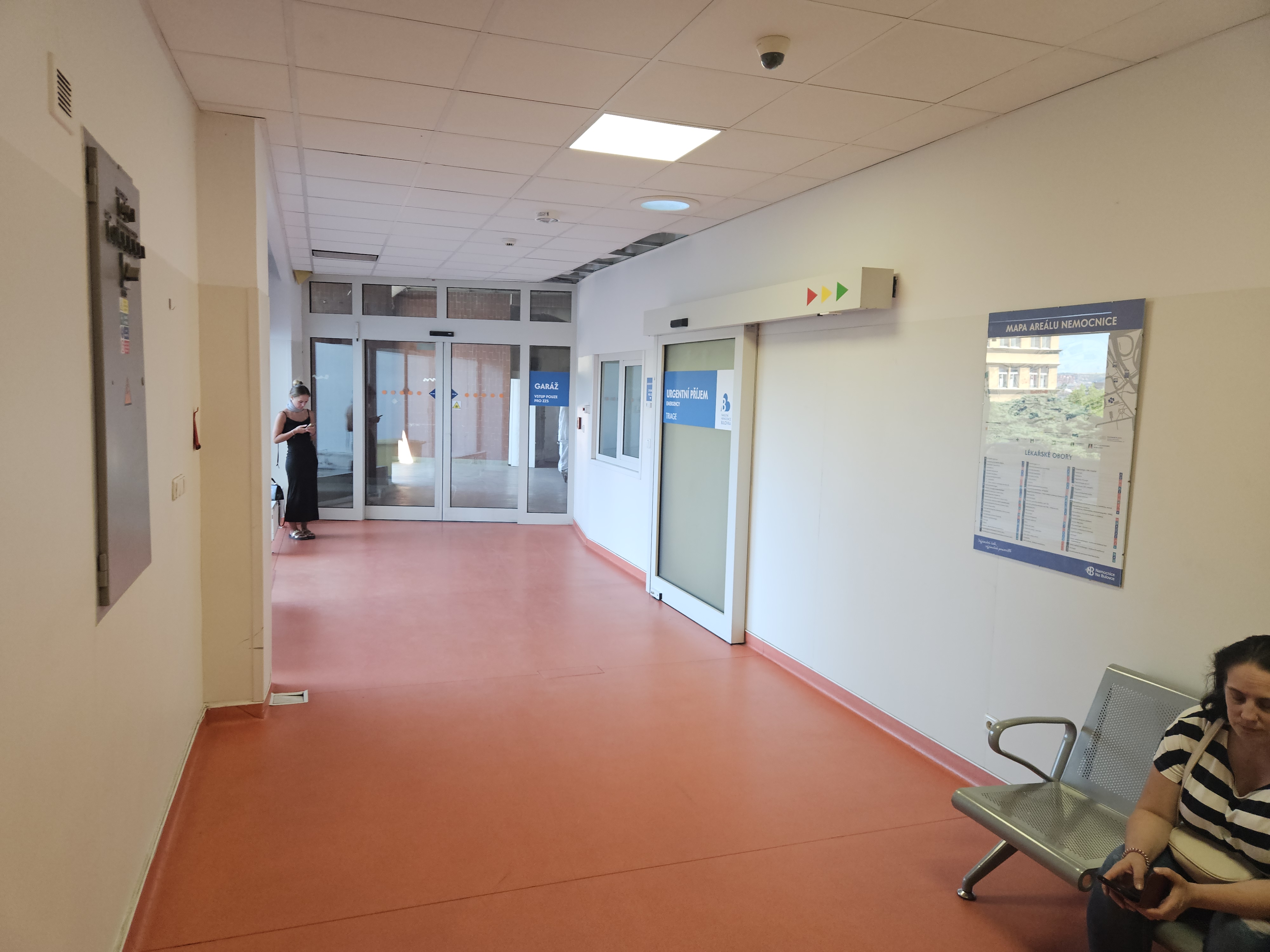 Chirurgická klinika - Fakultní nemocnice Bulovka foto 2