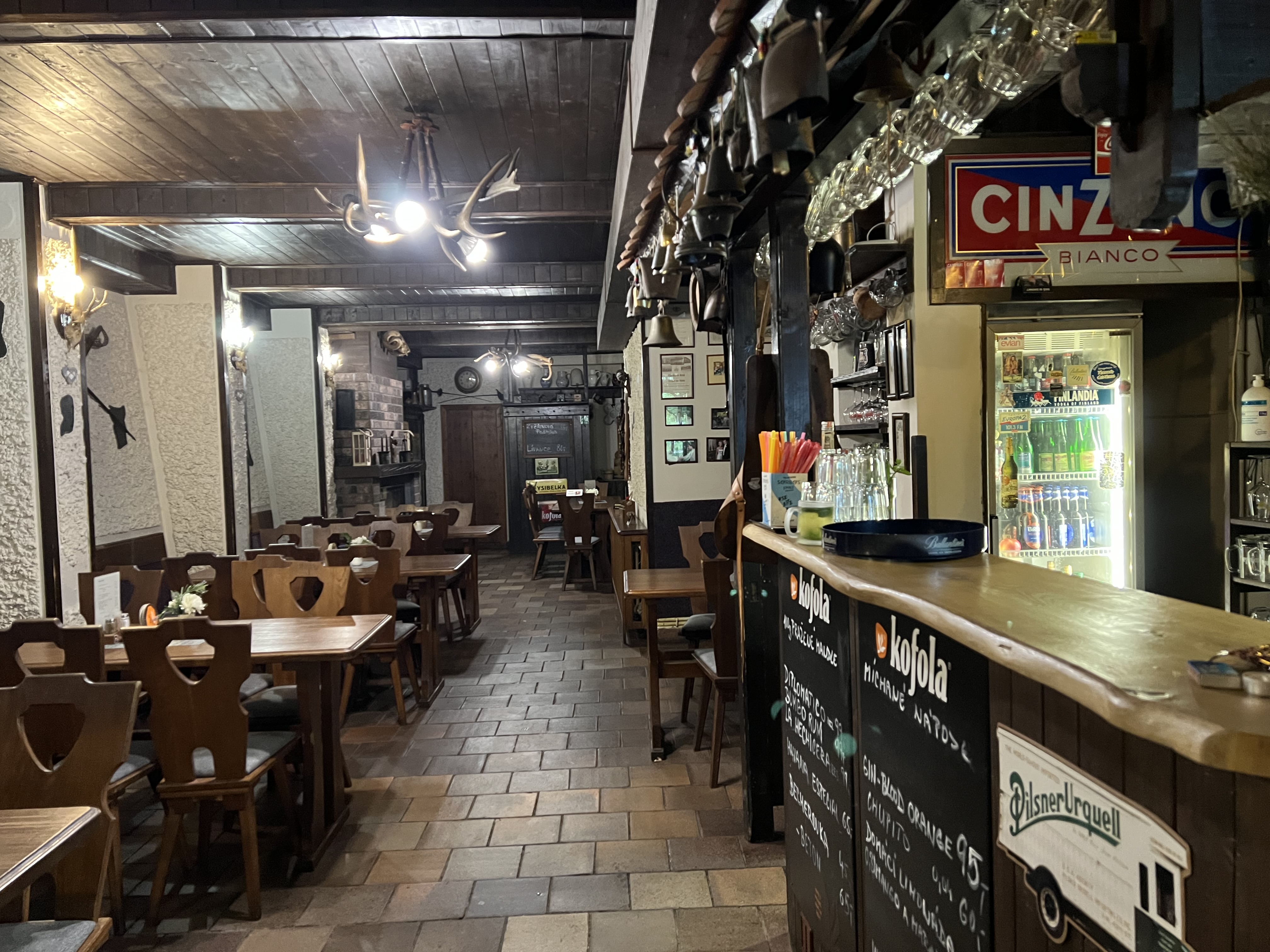 Restaurace Pod Dračí skálou foto 3