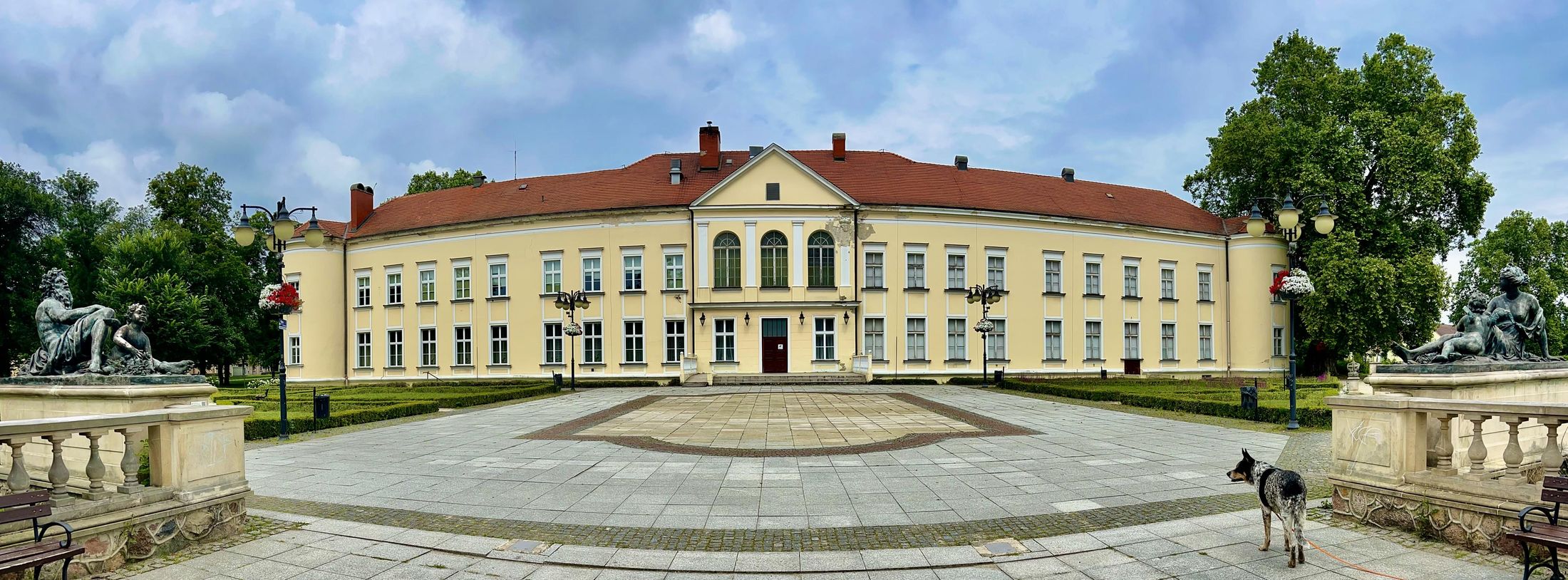 pałac Brzegu Dolnym