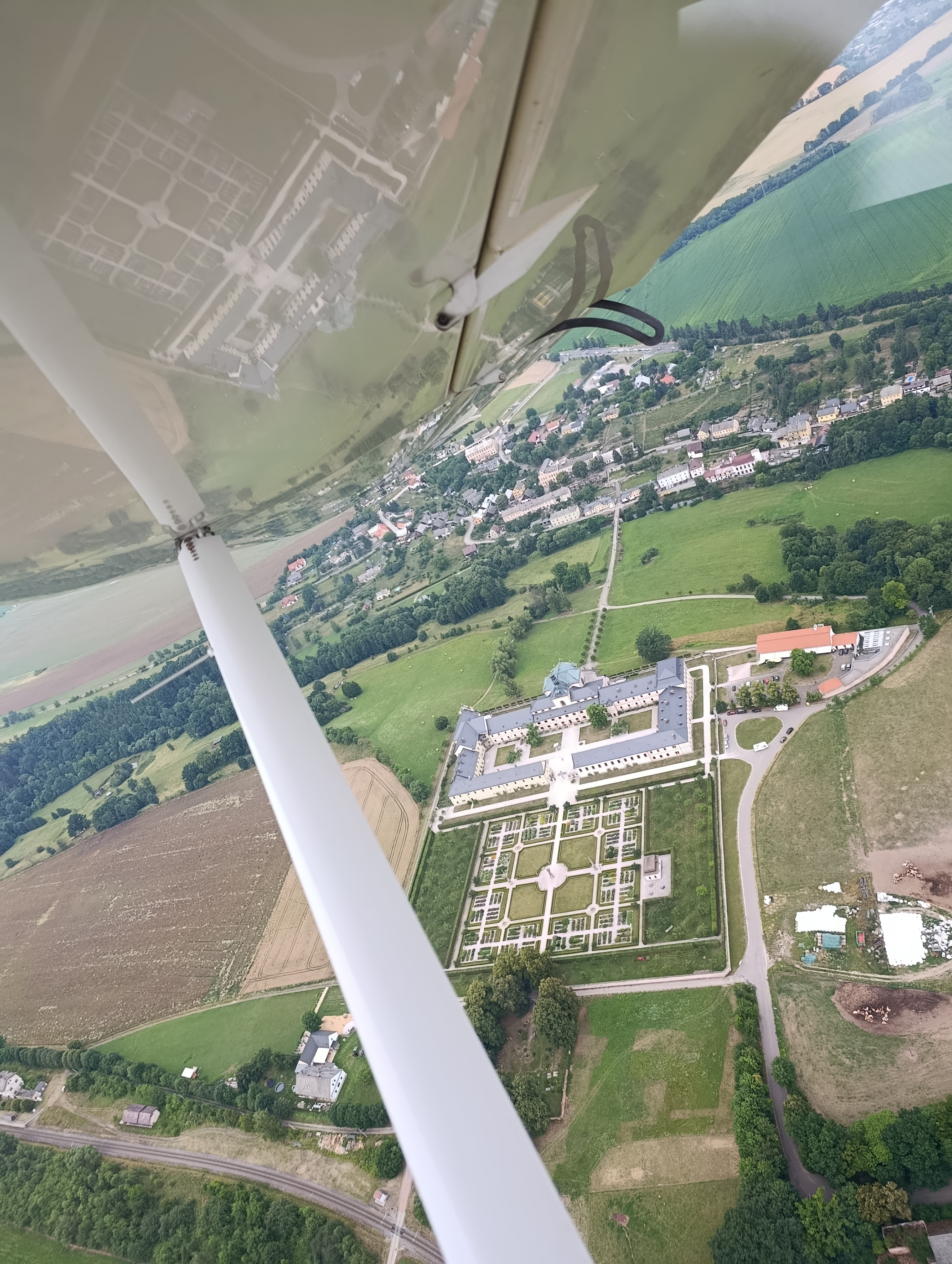 Aeroklub Dvůr Králové nad Labem foto 6