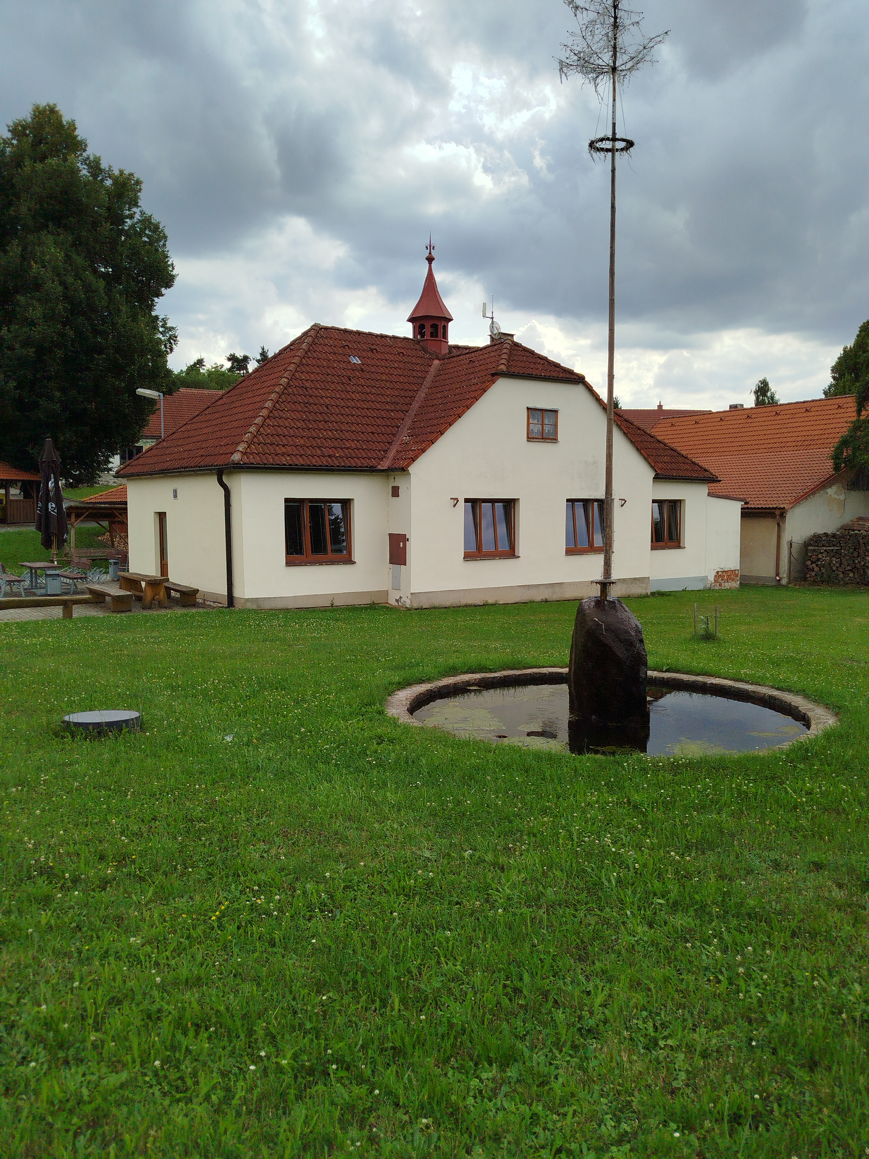 Strachoňovice - obecní úřad foto 3
