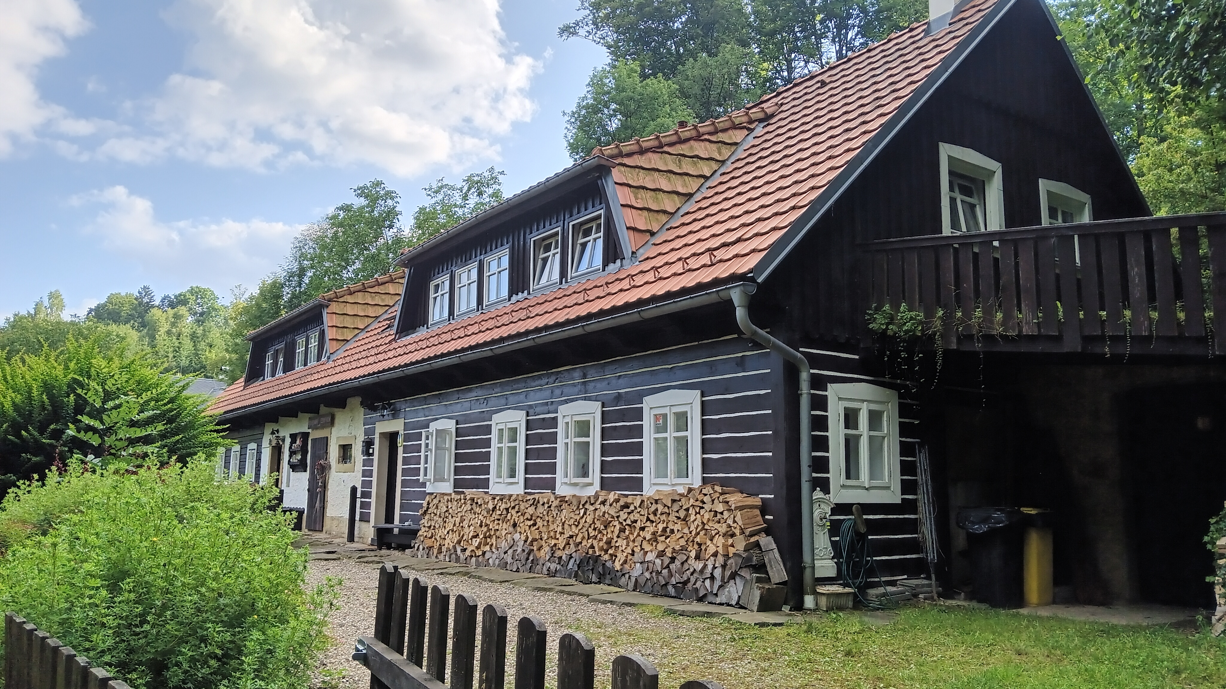 Roubenka Skalka foto 1