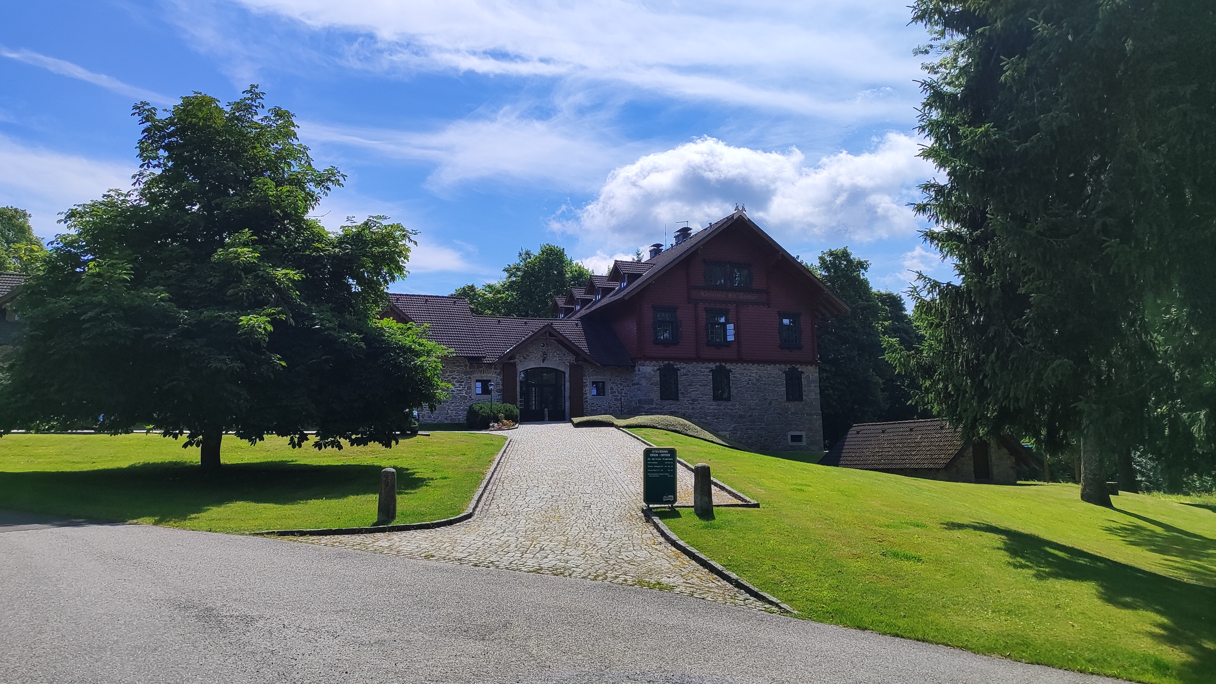 Restaurace Svatý Tomáš foto 3