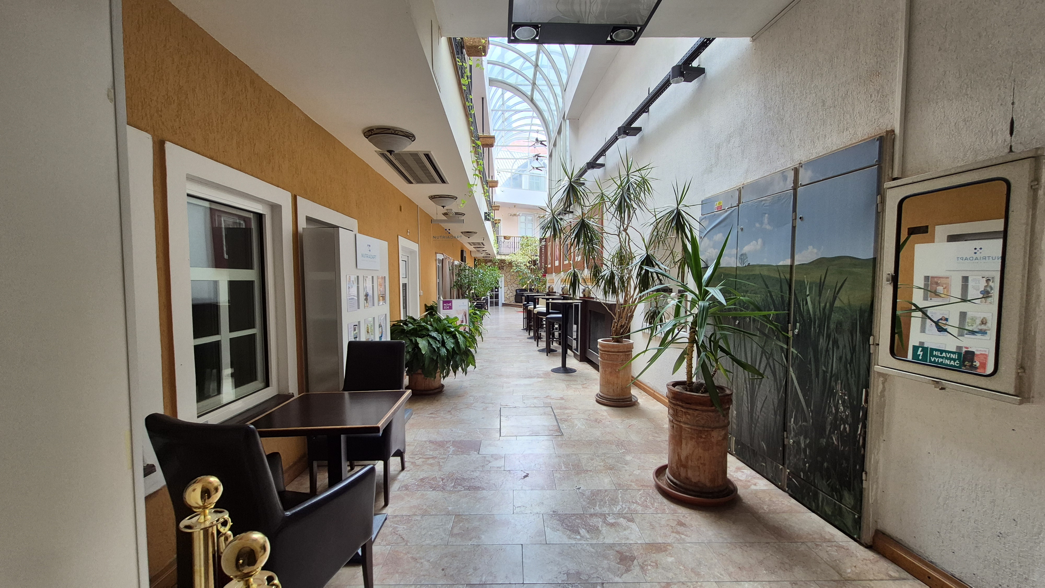 Enjoy Inn Hotel foto 5