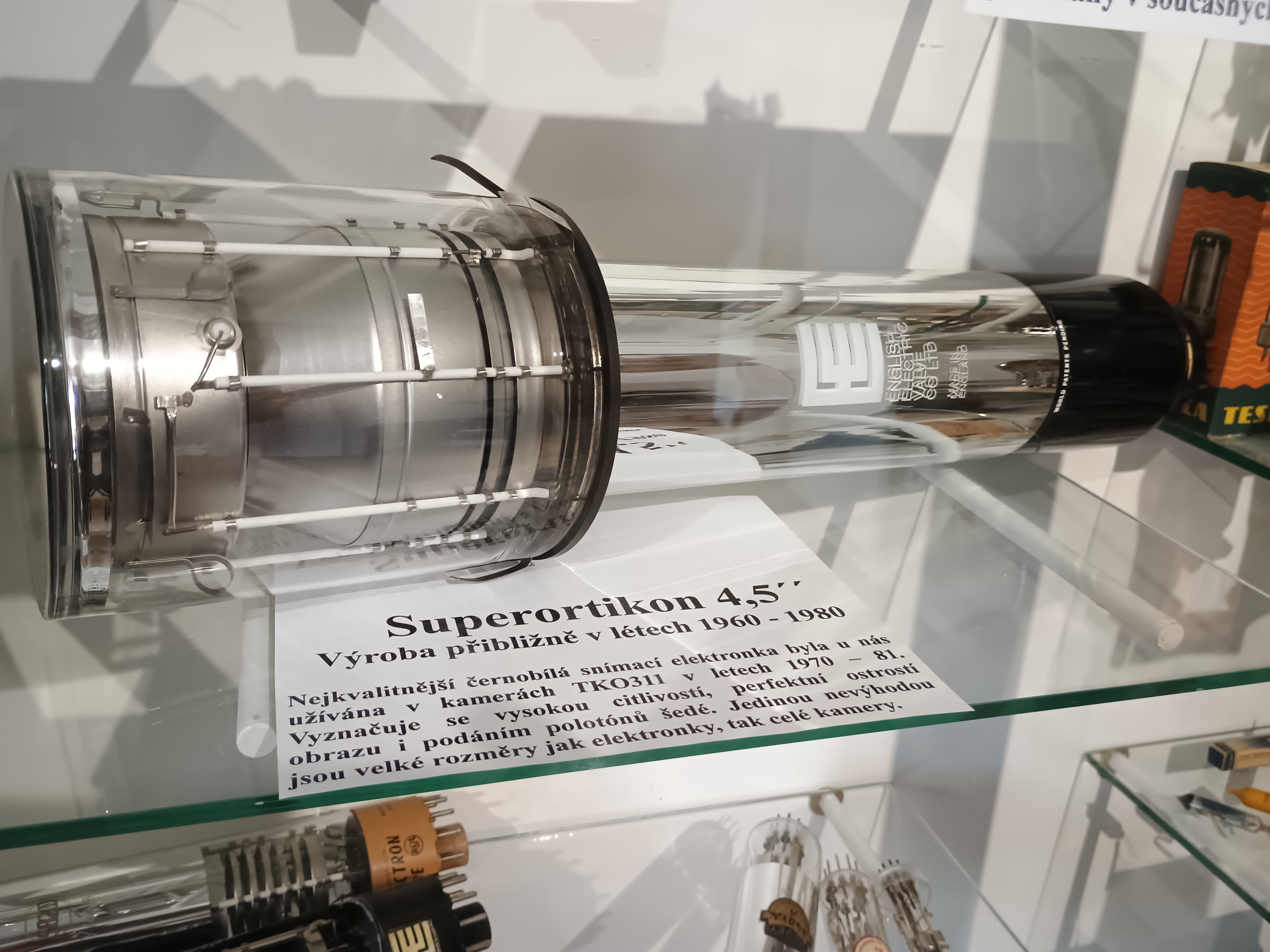 Muzeum radiotechniky Tesla foto 4