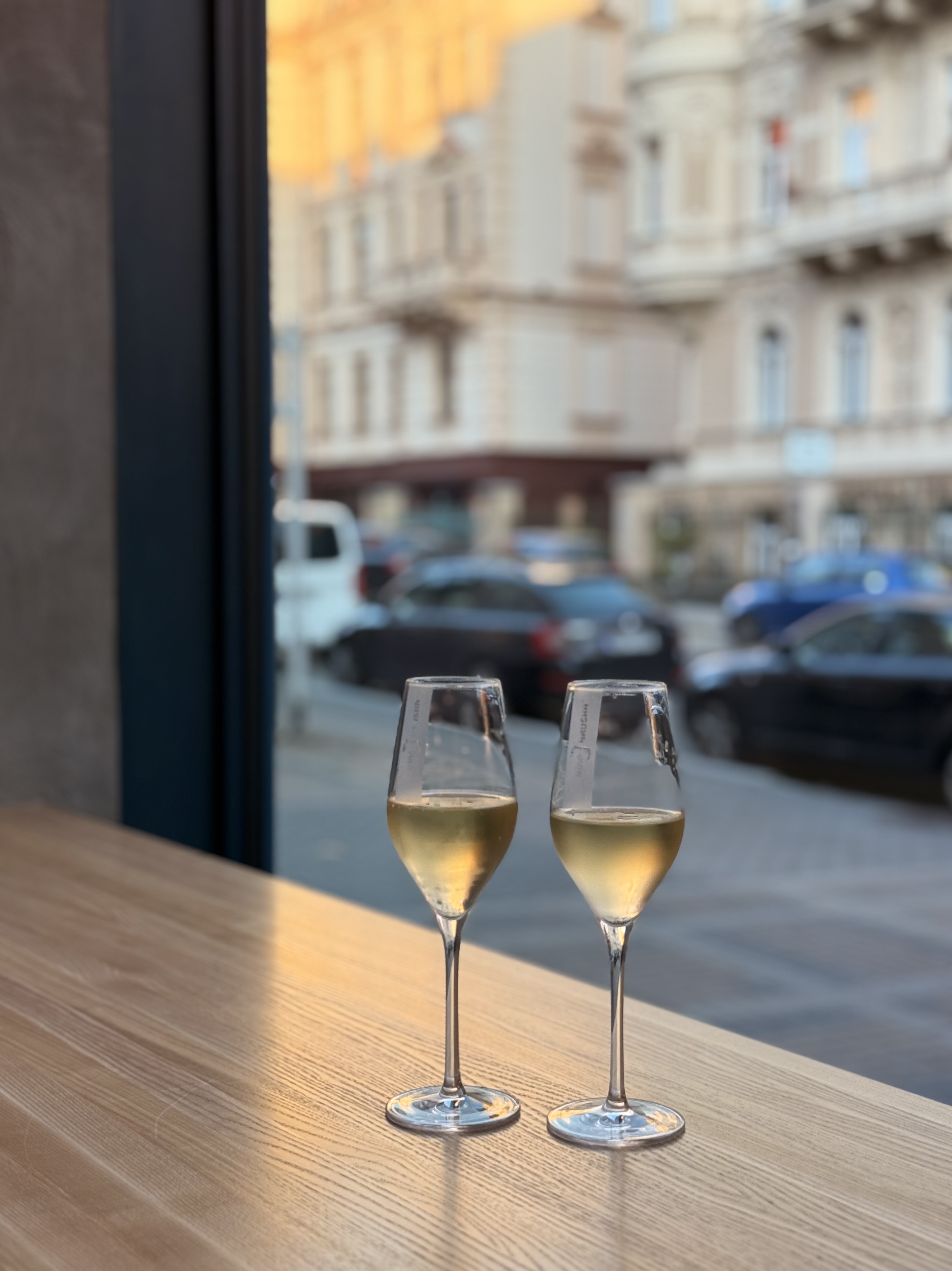 Železářství bar foto 1