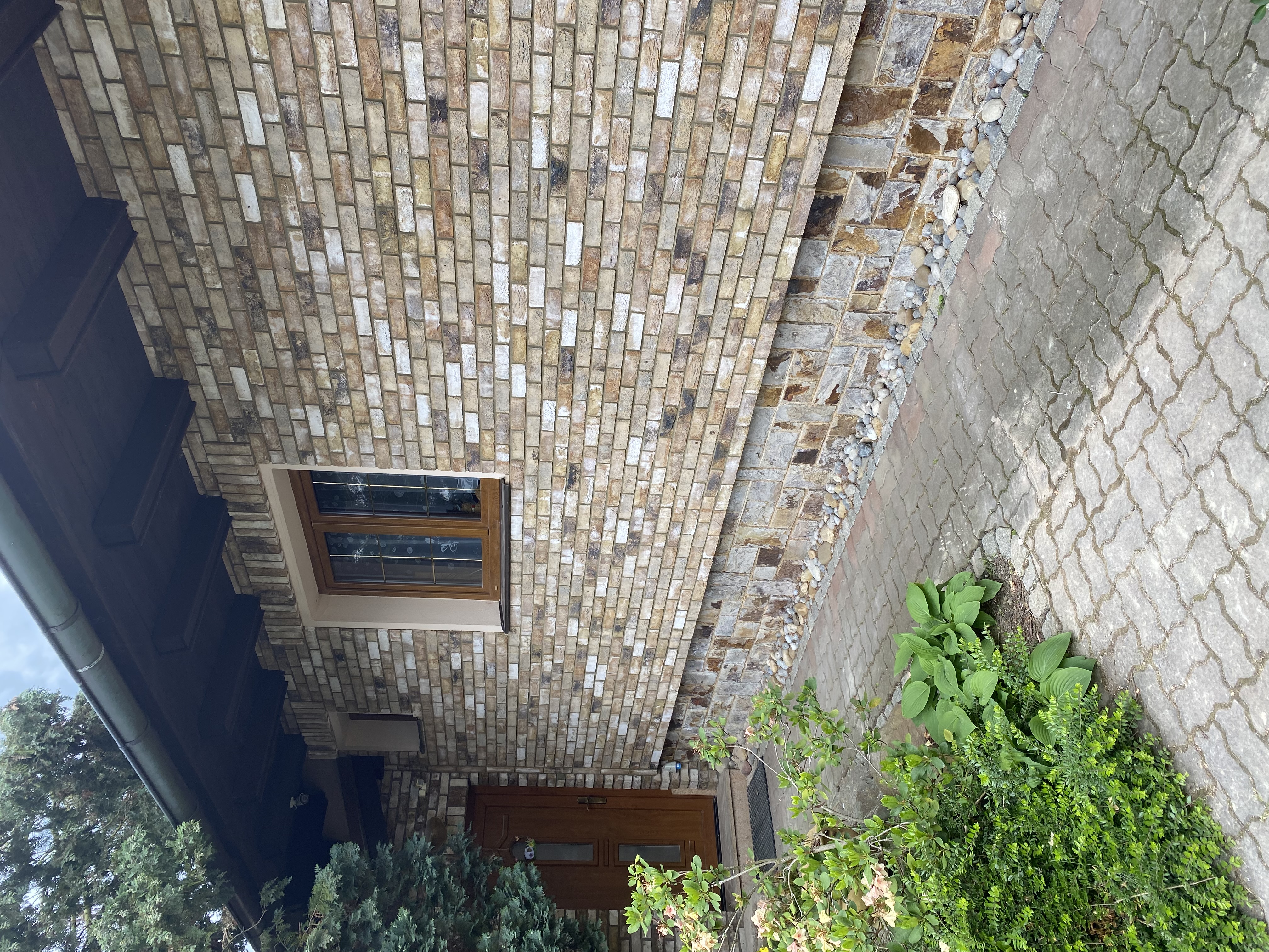 Brickland foto 4