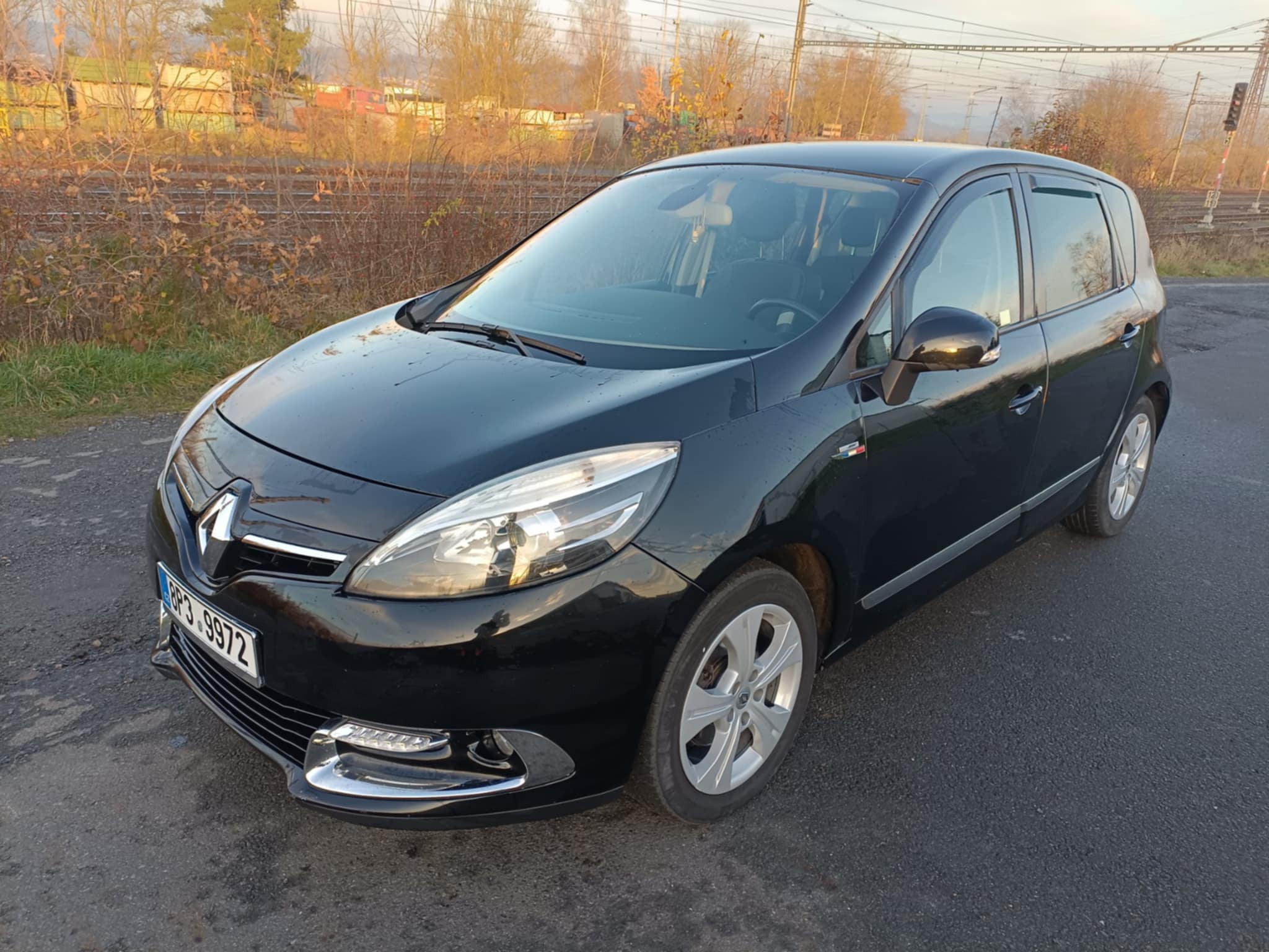 Auto-Uni foto 3