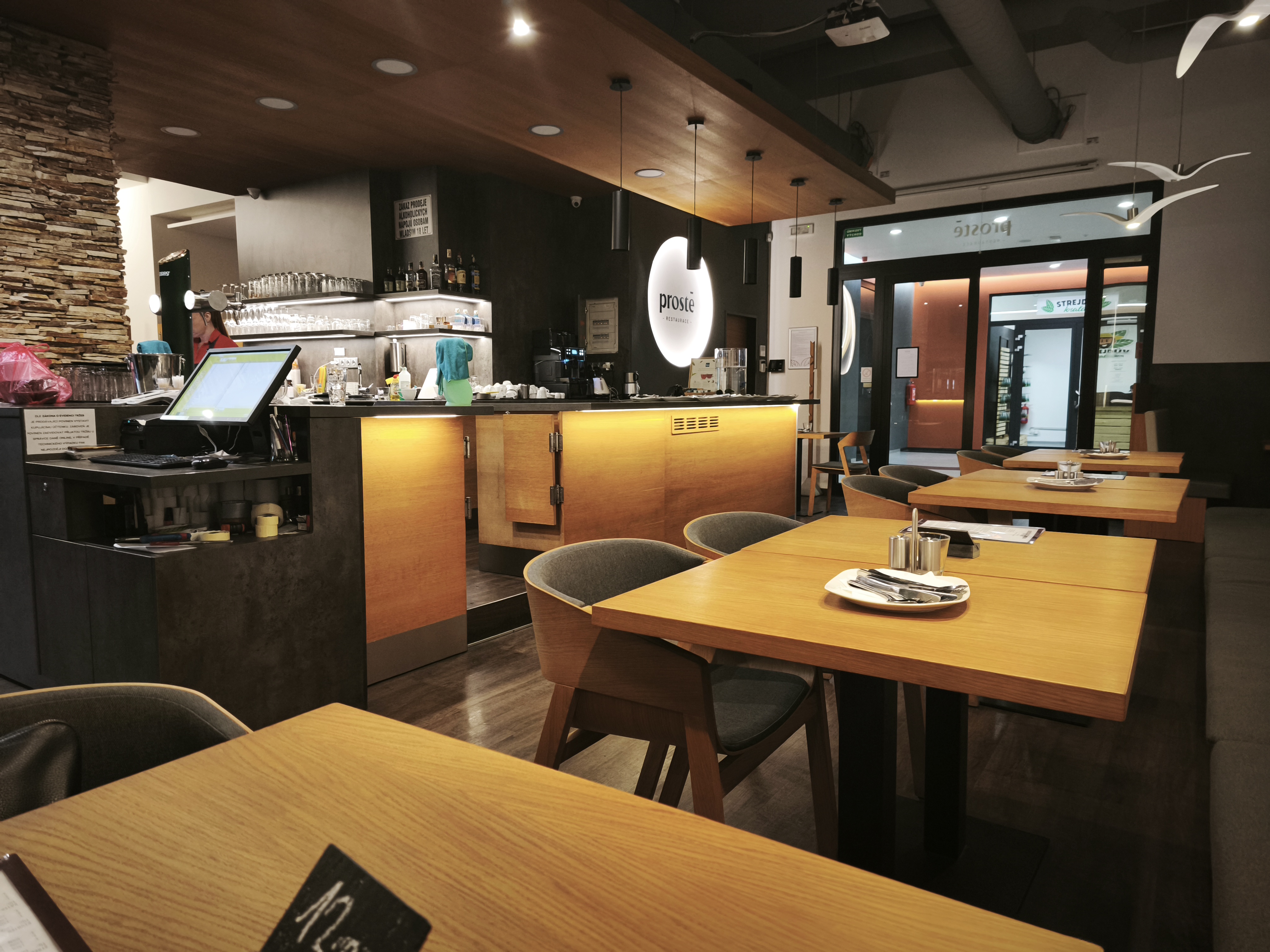 prostē Restaurace foto 2