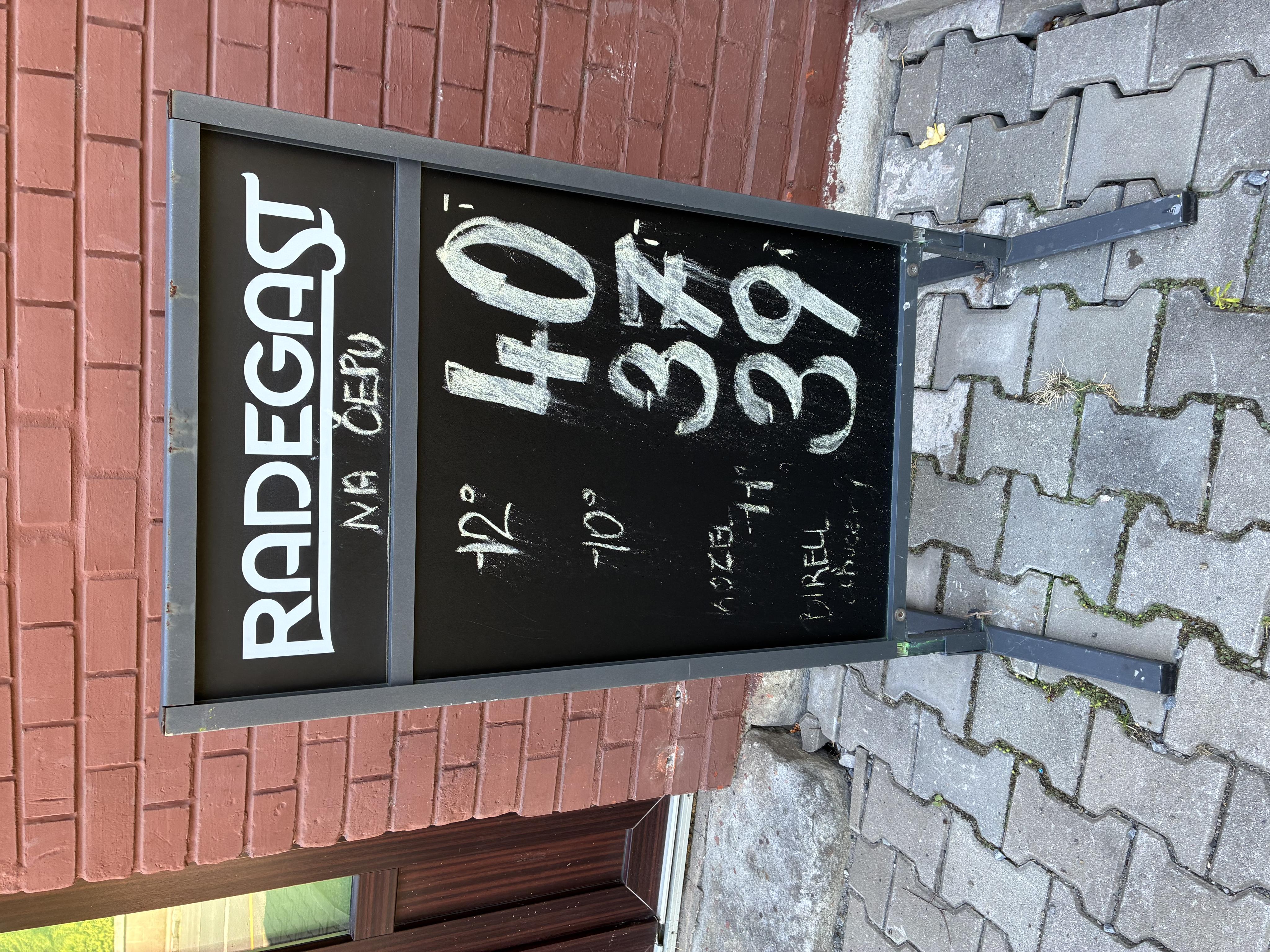 Nádražní restaurace foto 4