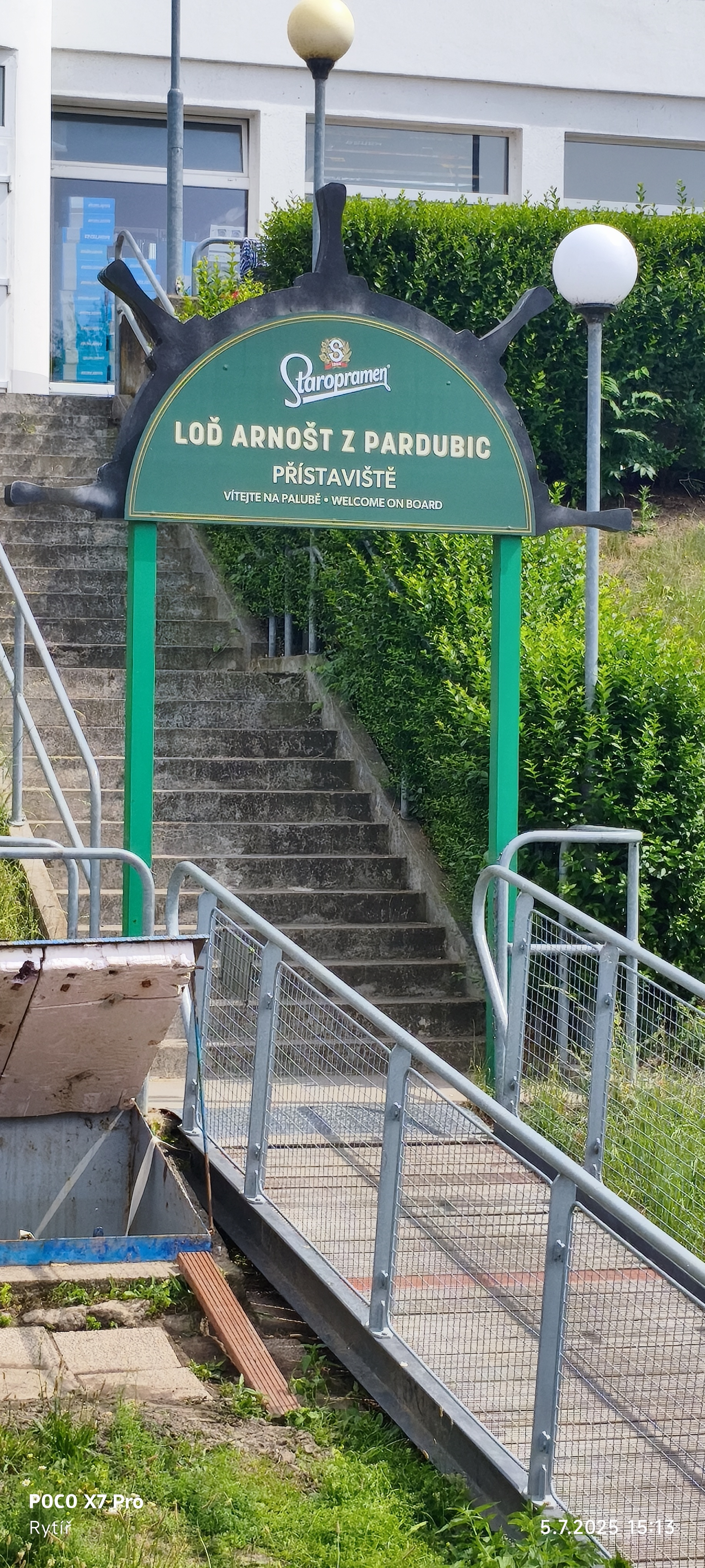 Restaurační a výletní loď Arnošt z Pardubic foto 6
