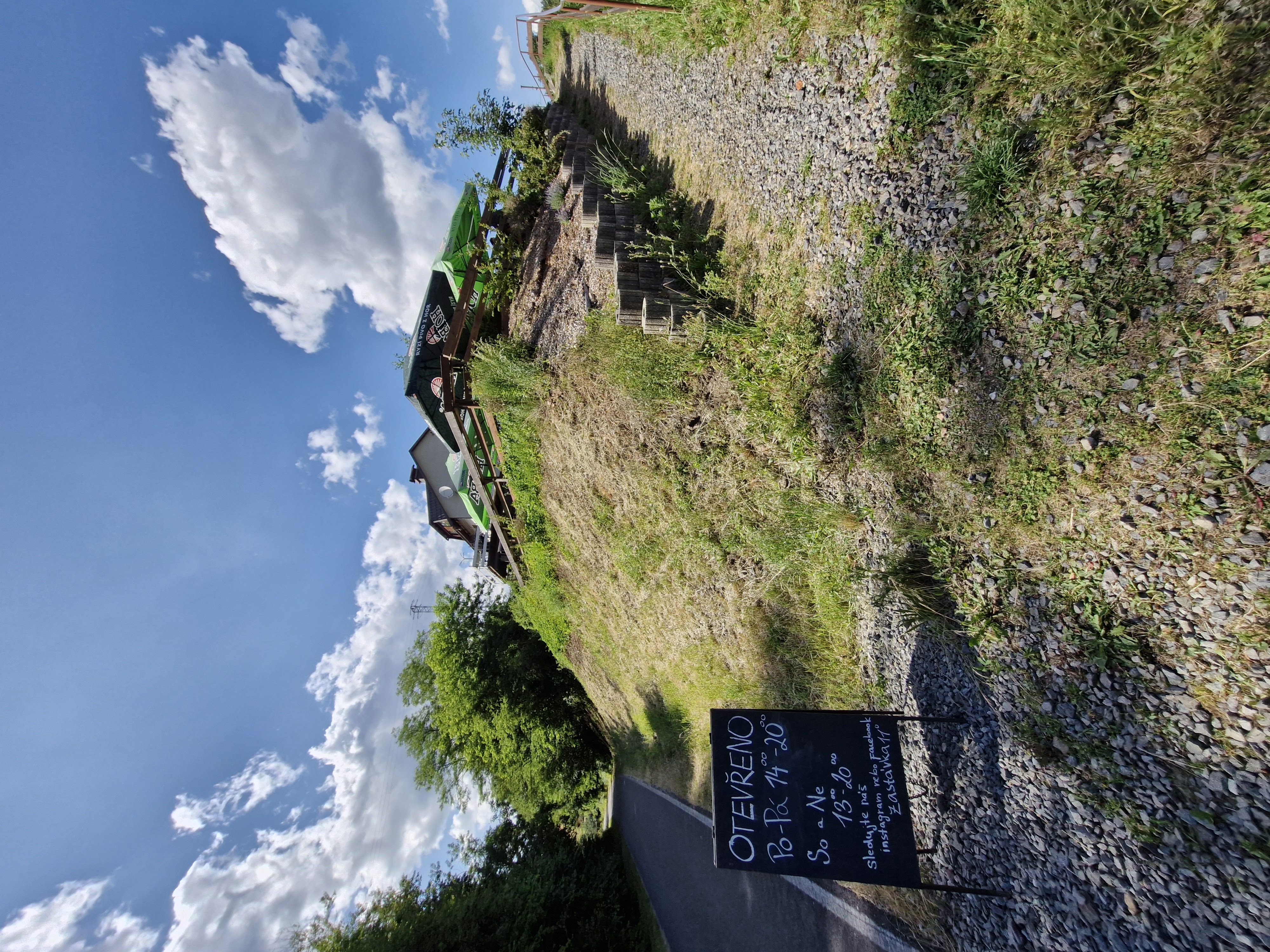 Občerstvení Hněvkov 63 foto 2