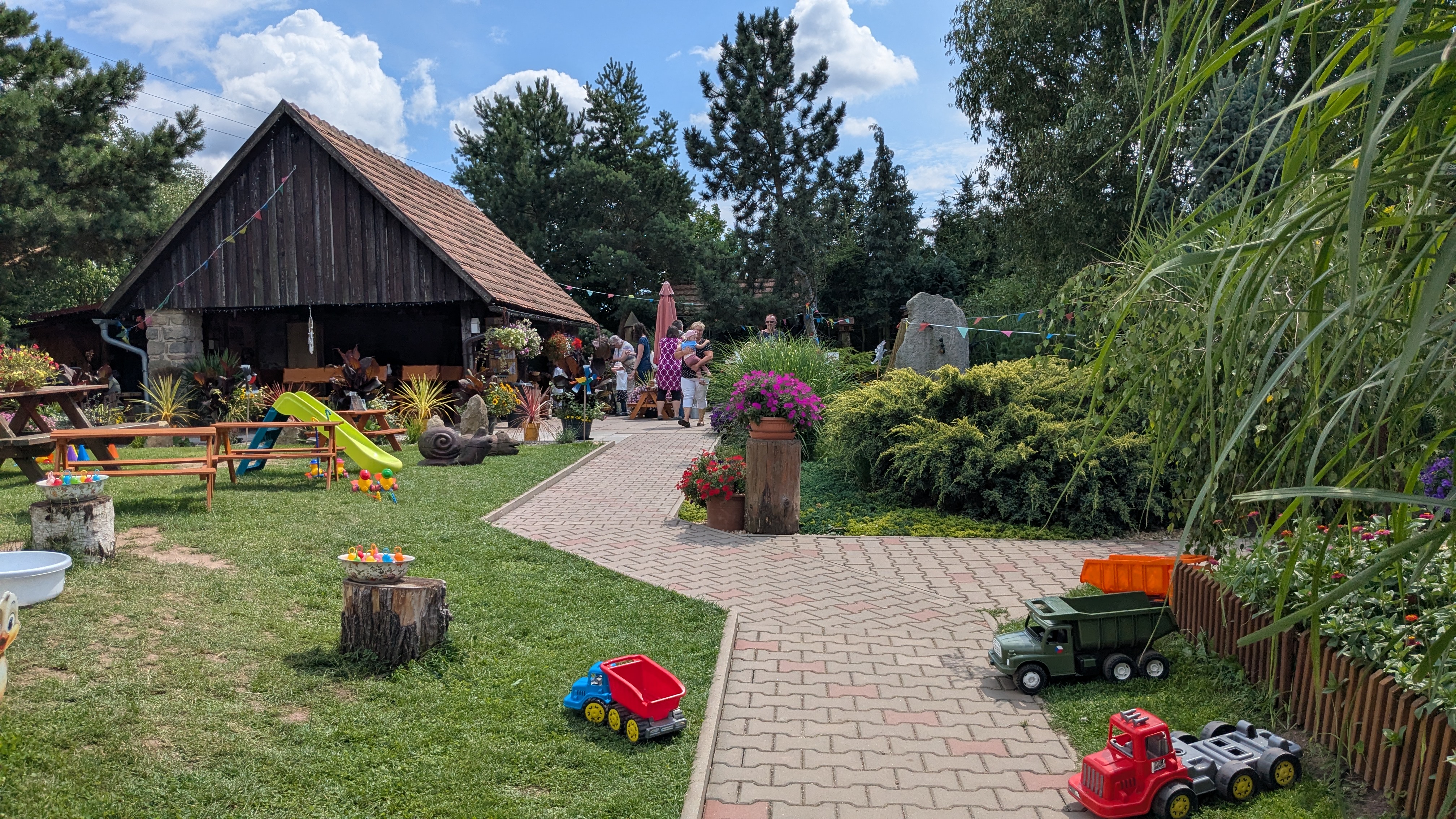FARMA WENET BROUMOV foto 4