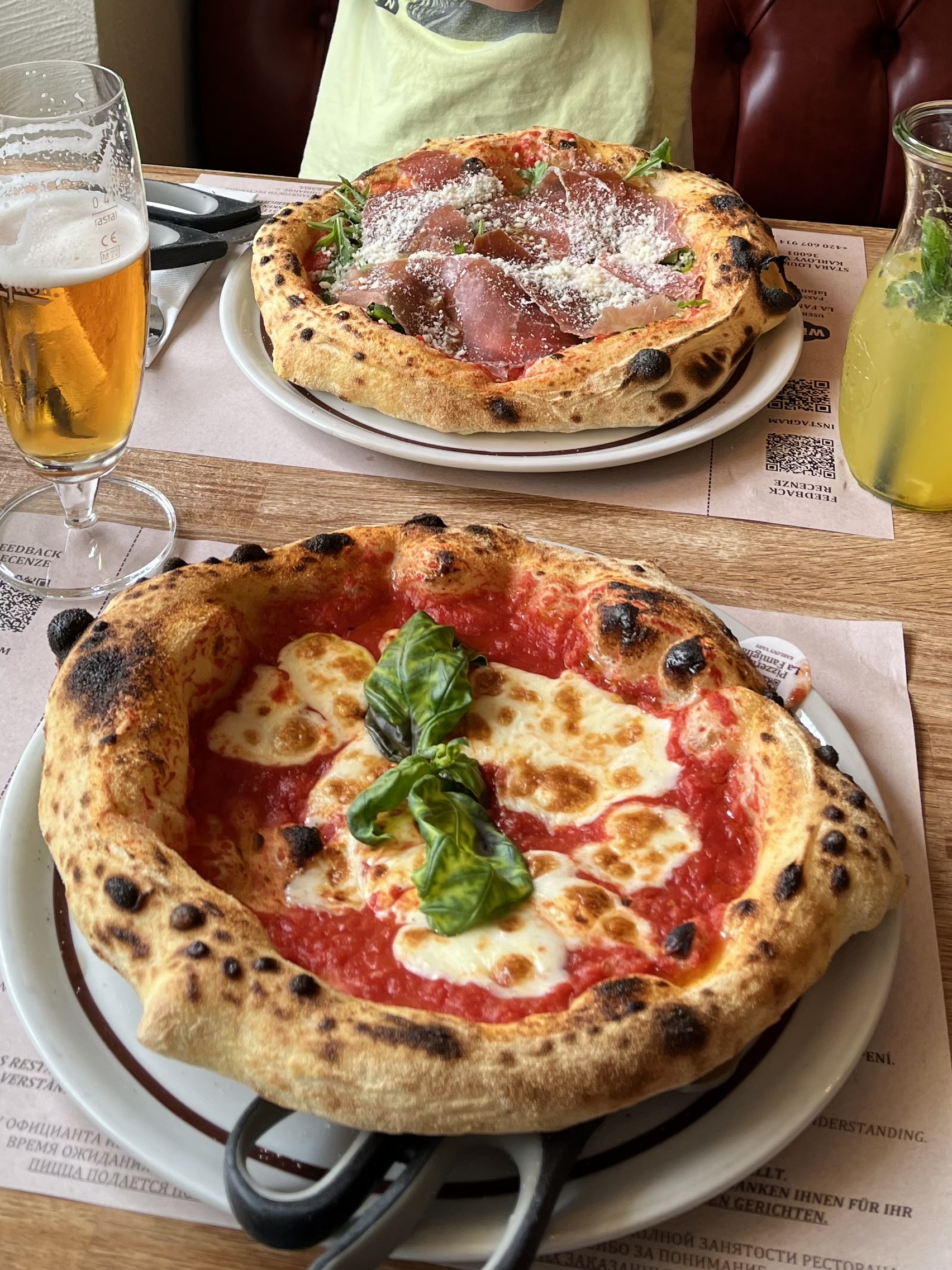 Pizzeria La Famiglia foto 4