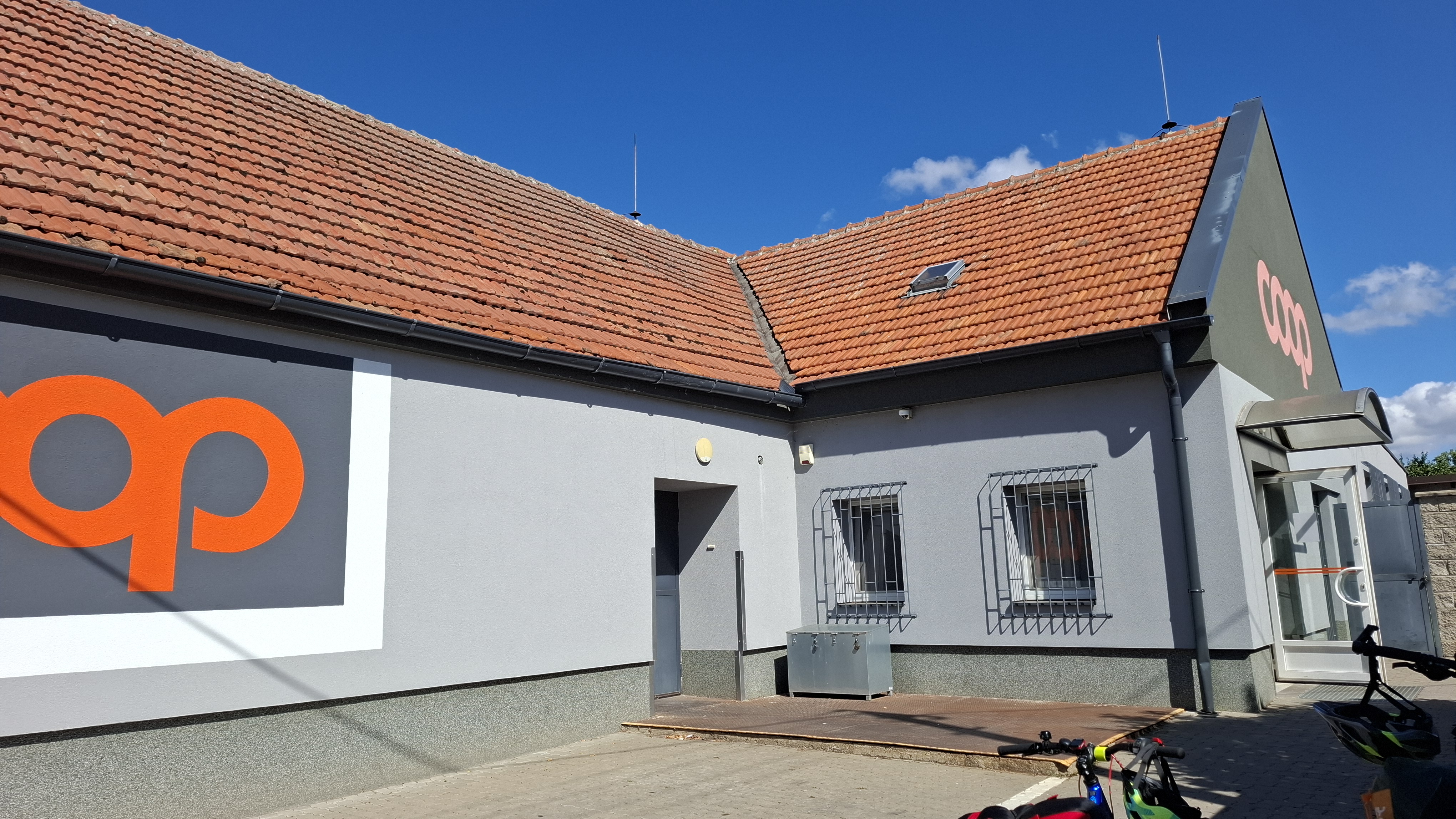 COOP - Jednota, spotřební družstvo v Mikulově foto 2