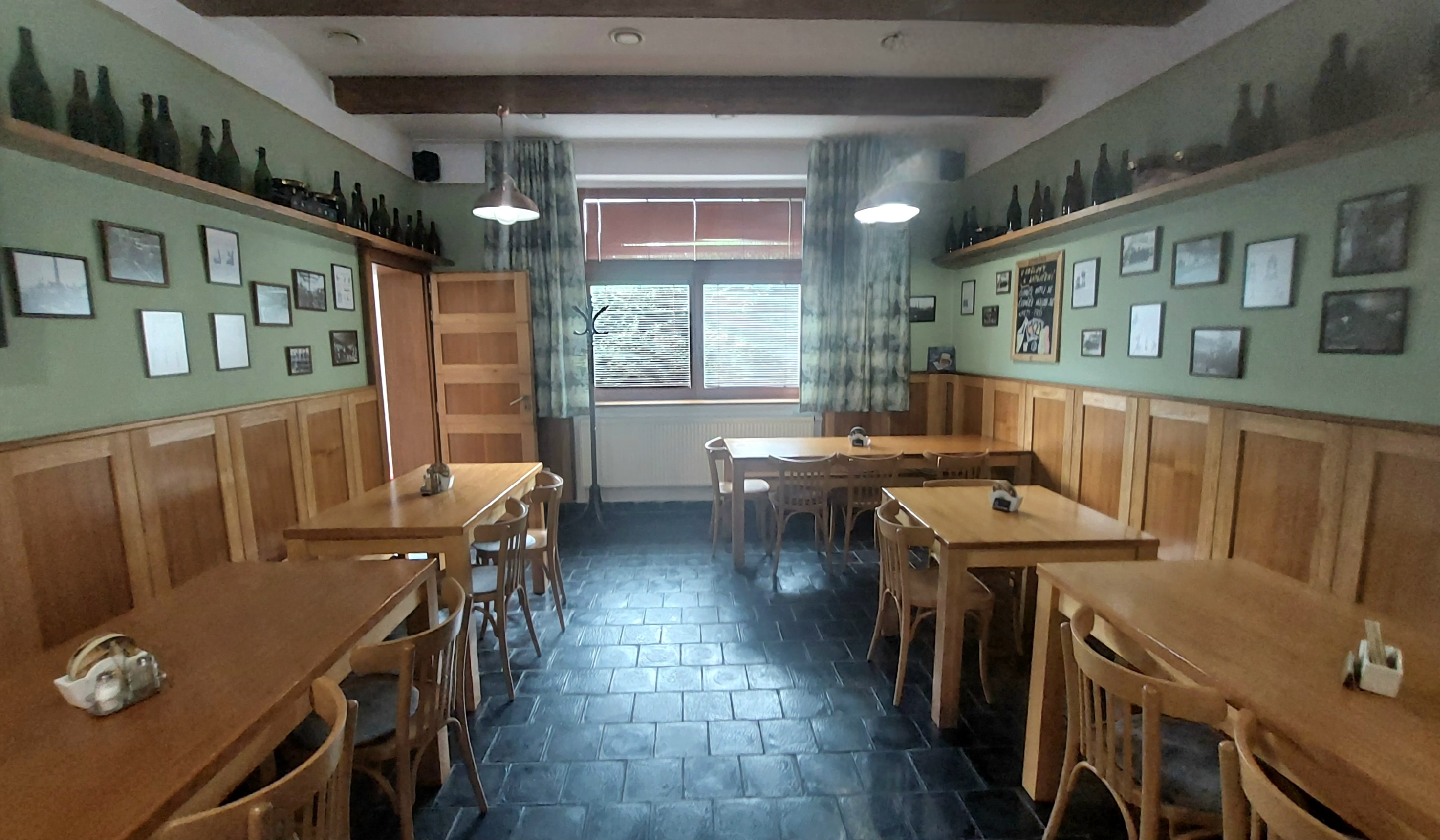 Minipivovar & pivnice U Stočesů foto 6