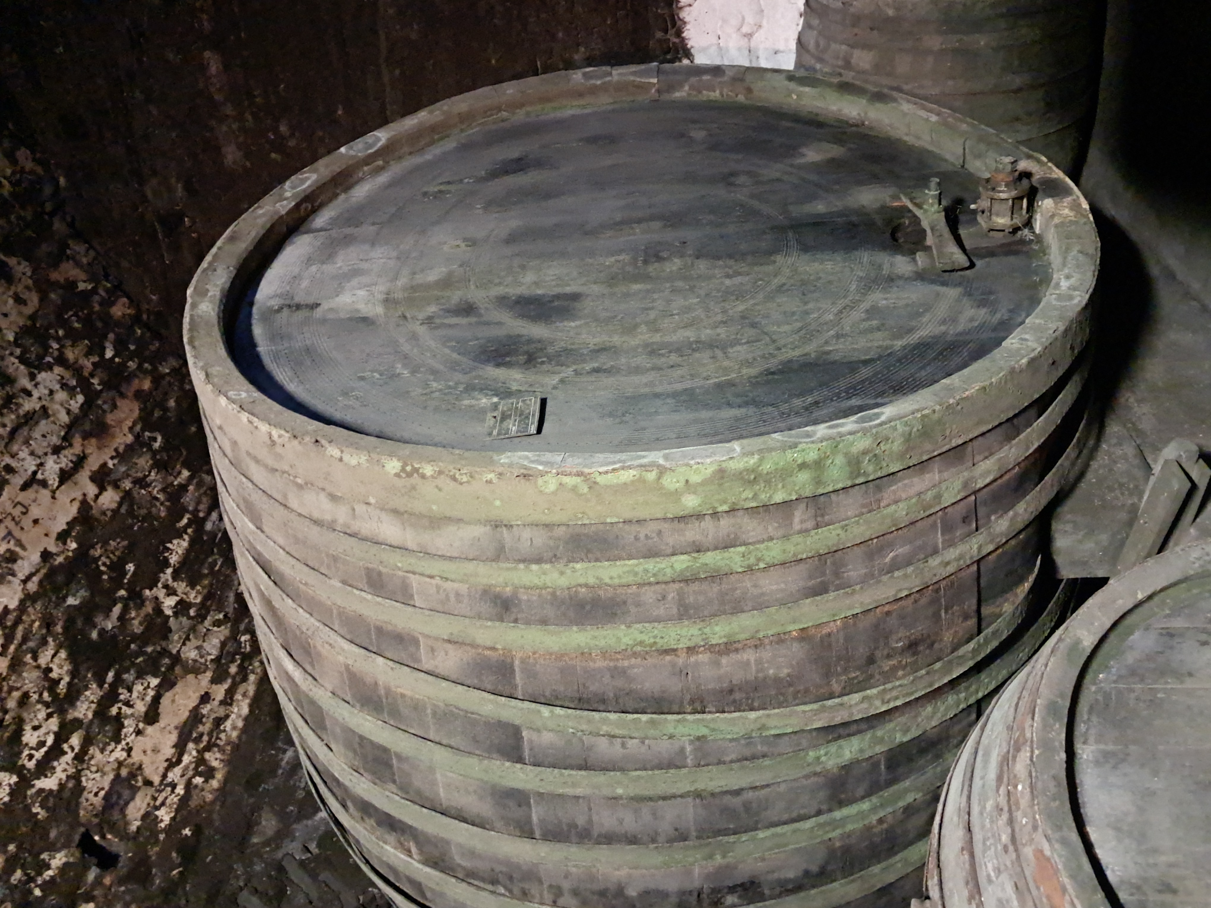 Arcibiskupské zámecké víno Kroměříž foto 6