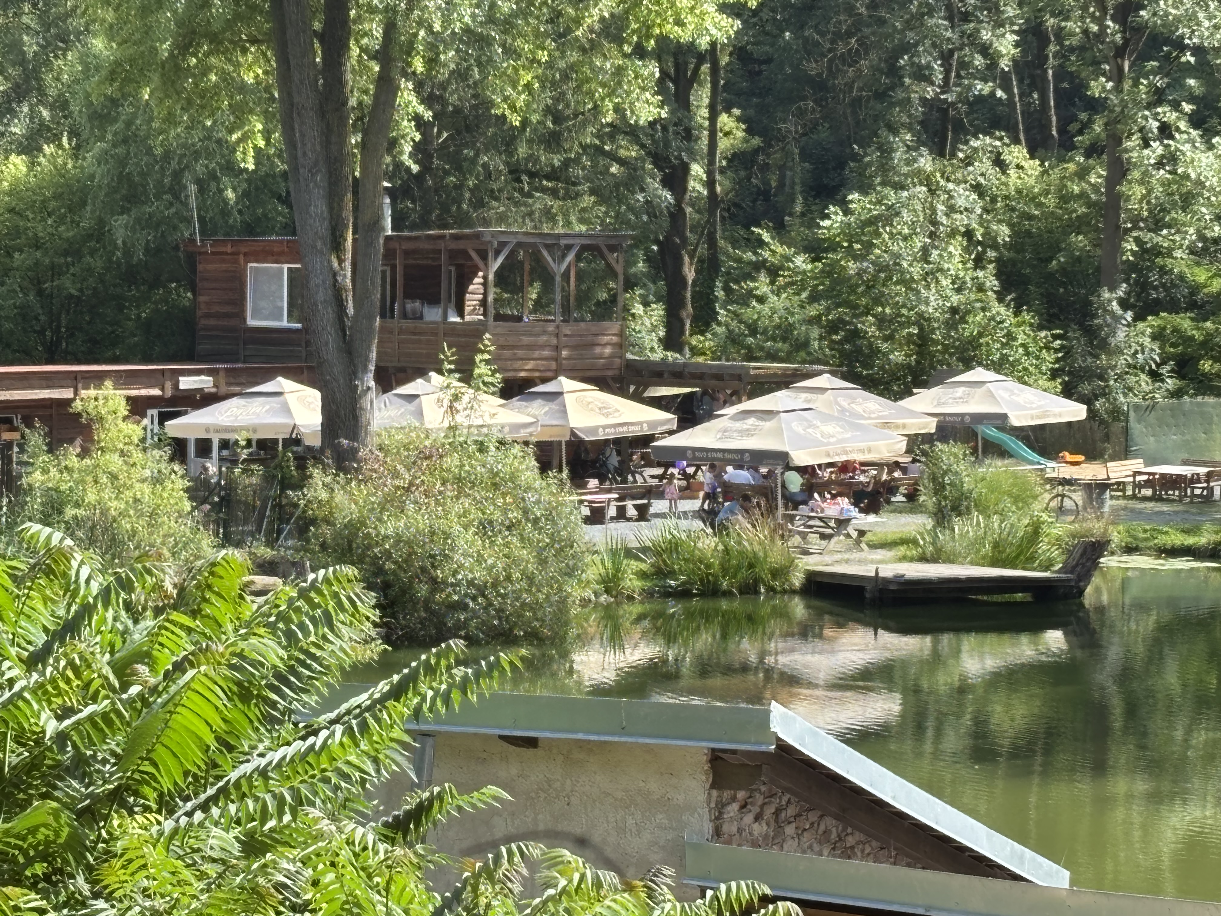 Hospůdka na Zukalově rybníku foto 2