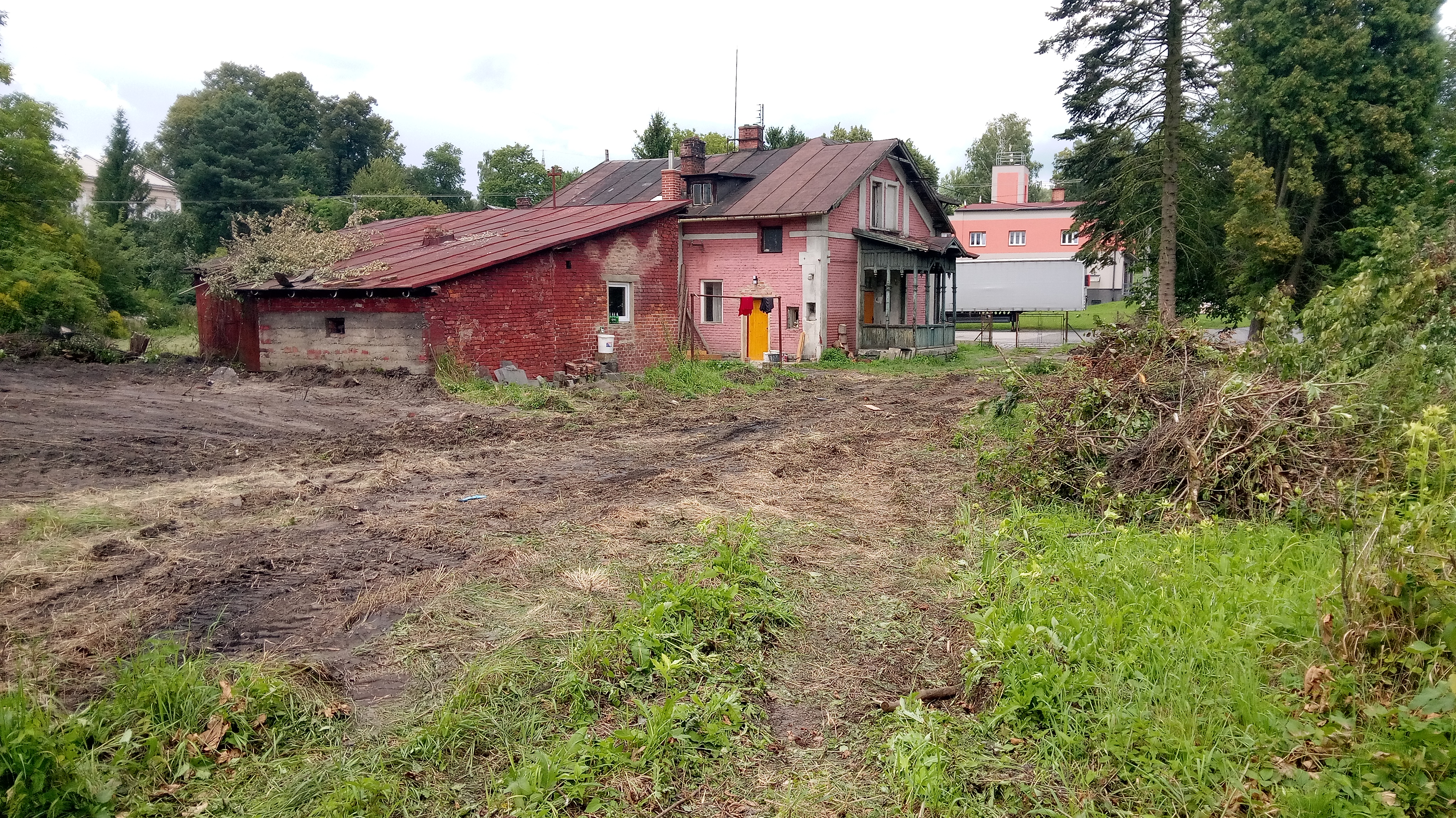Jan Uhlíř, zemní a výkopové práce bagrem foto 5