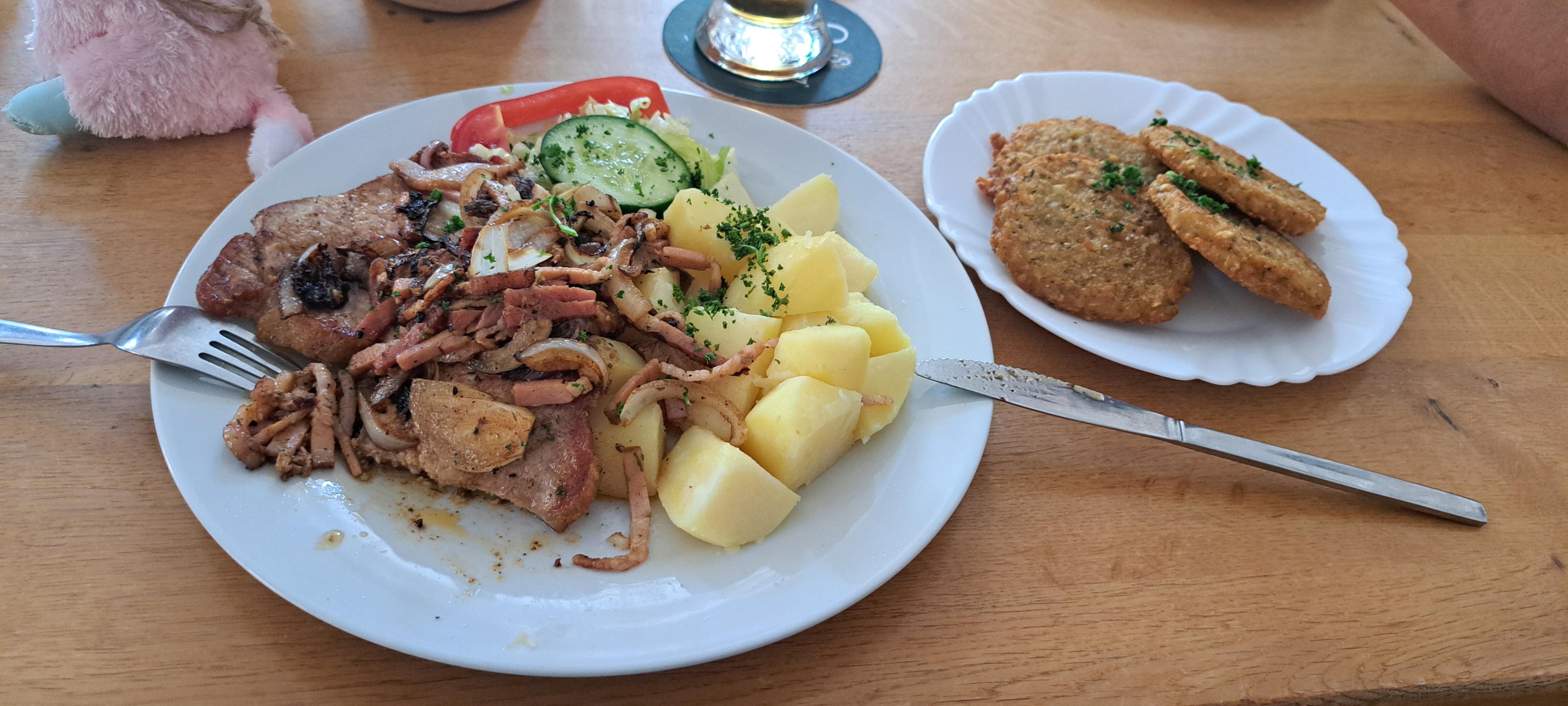 Restaurace Na Křižovatce foto 2