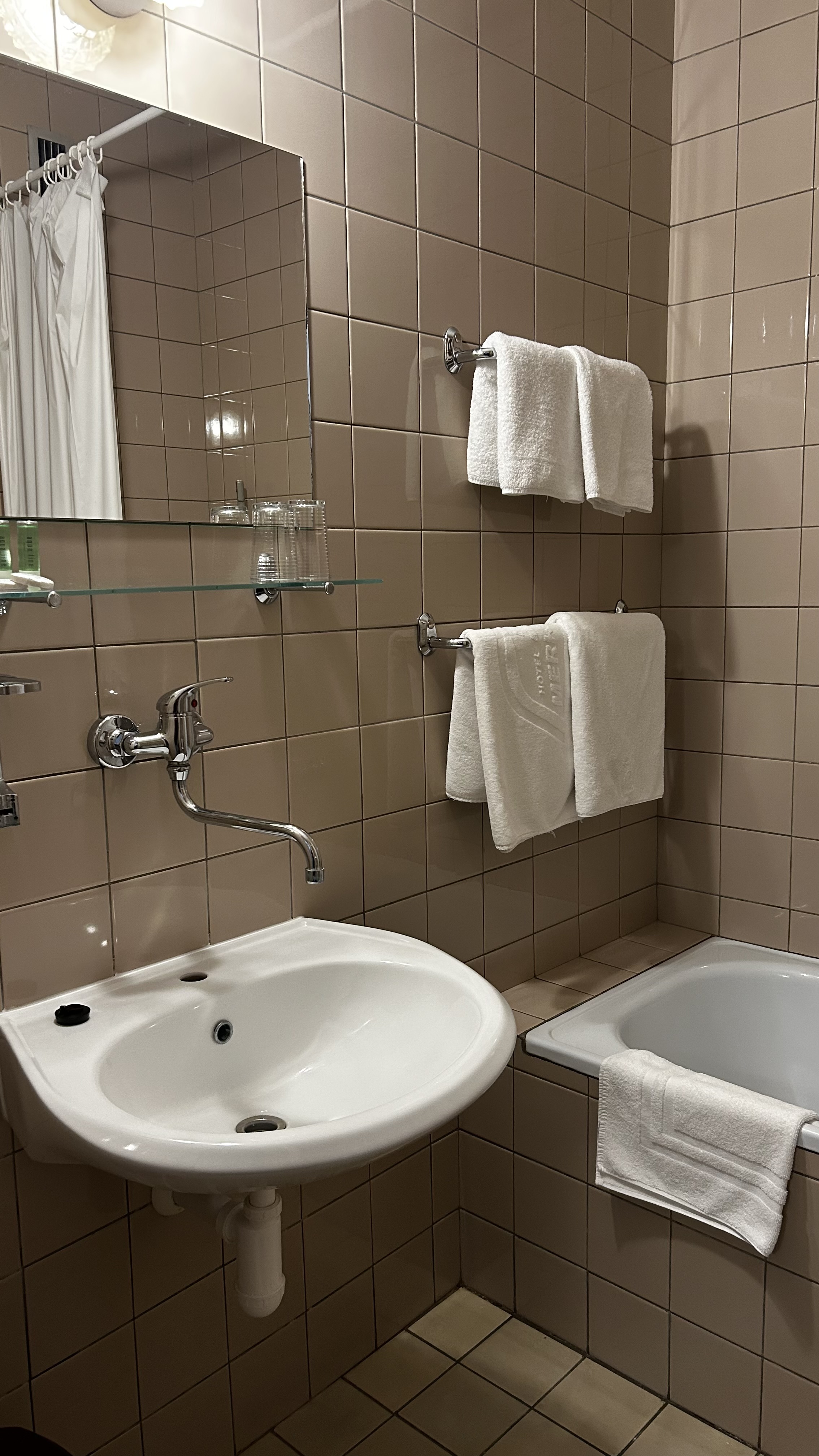Hotel Merkur, s.r.o. foto 5
