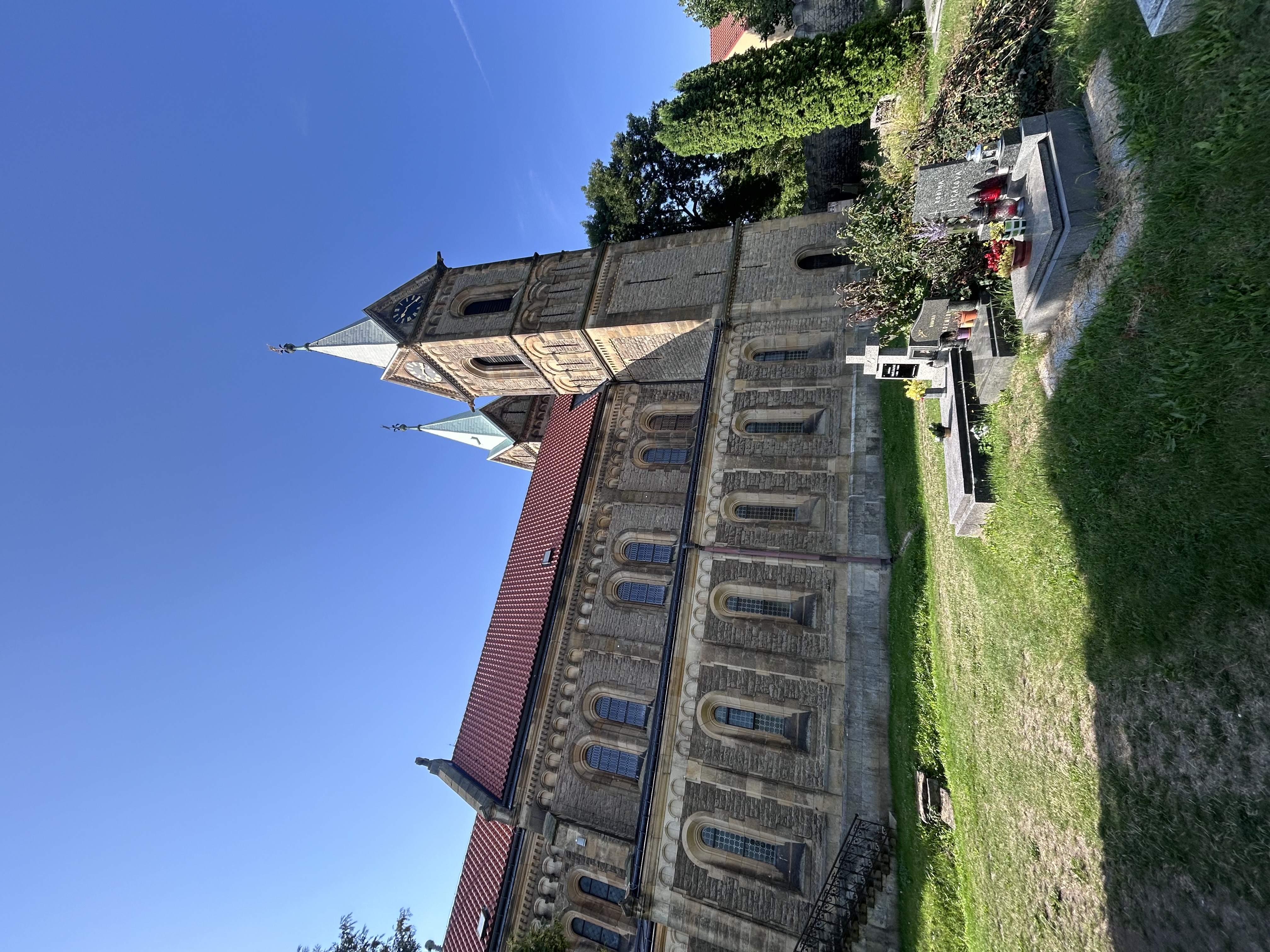 Grunta - obecní úřad foto 2