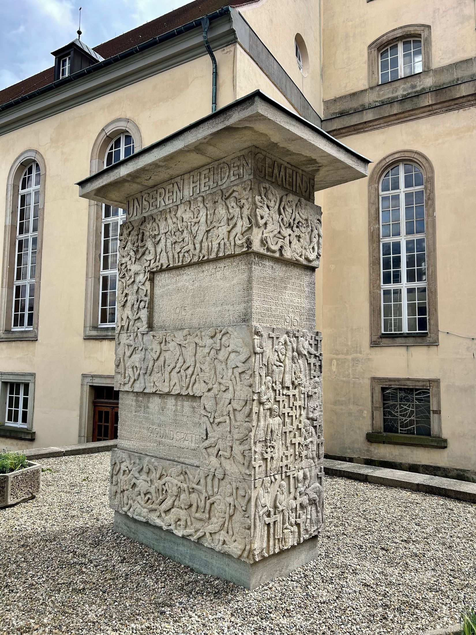 niemieckie pomniki poległych