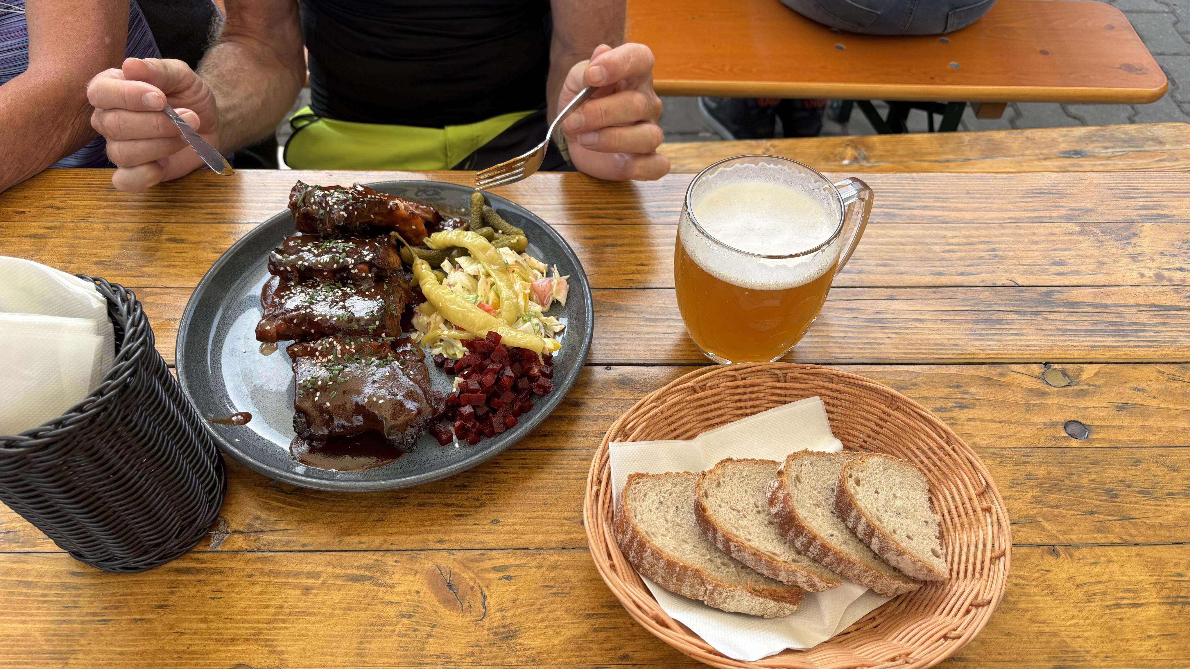 PEKÁRNA KVILDA - Restaurace foto 4