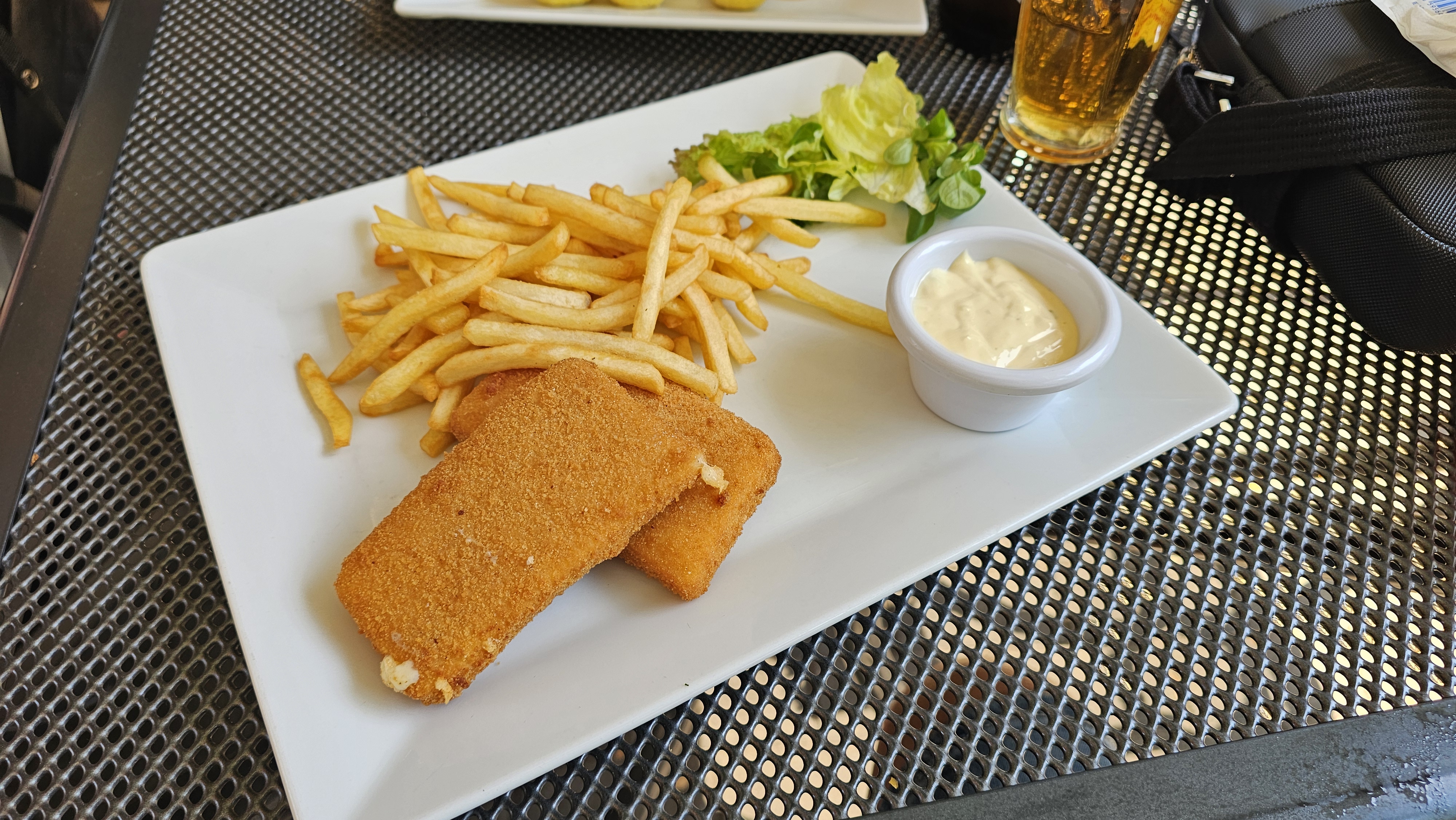 Restaurace N.10 Frymburk foto 2