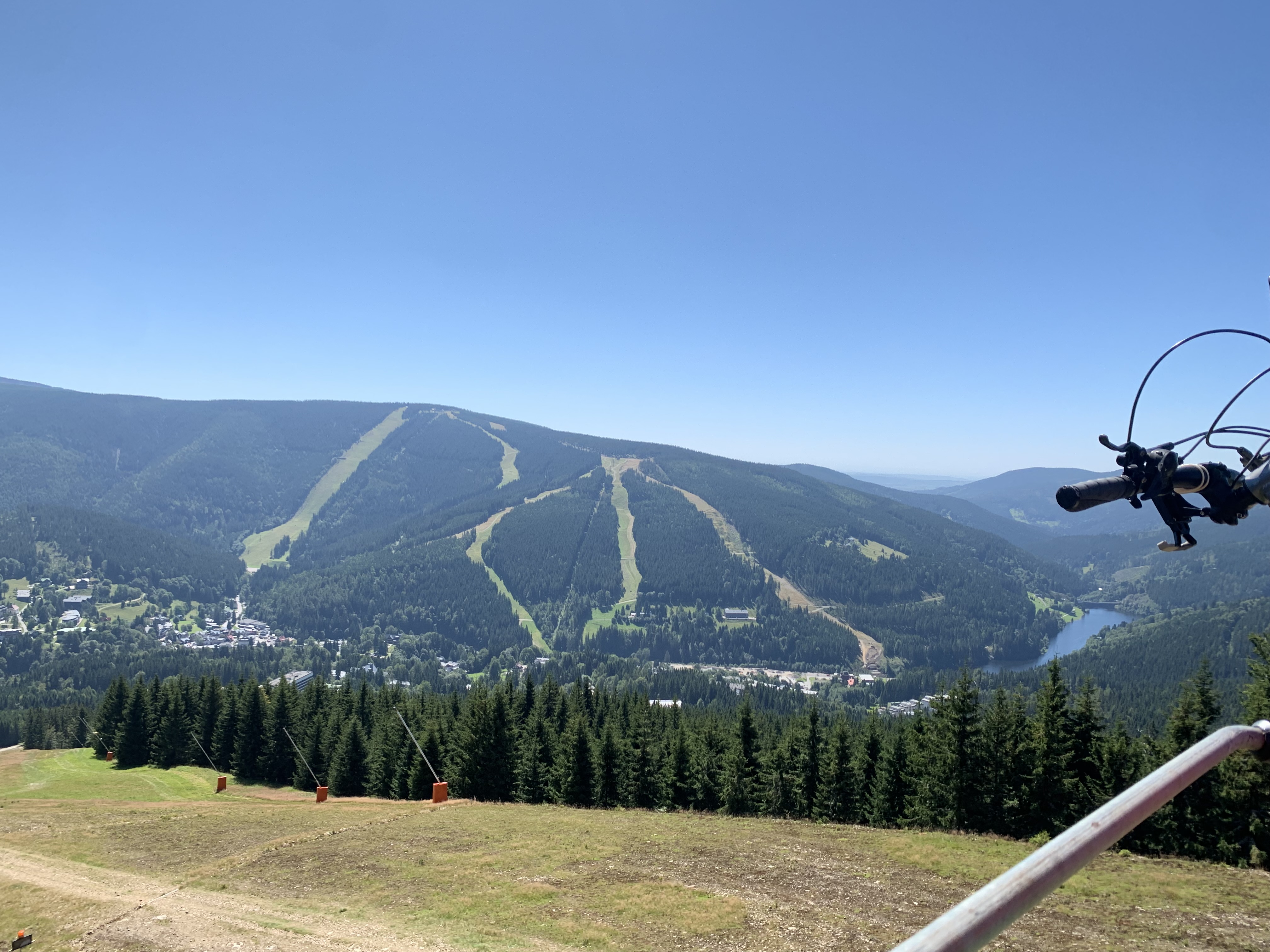 Restaurace Medvědín 1235 m foto 3