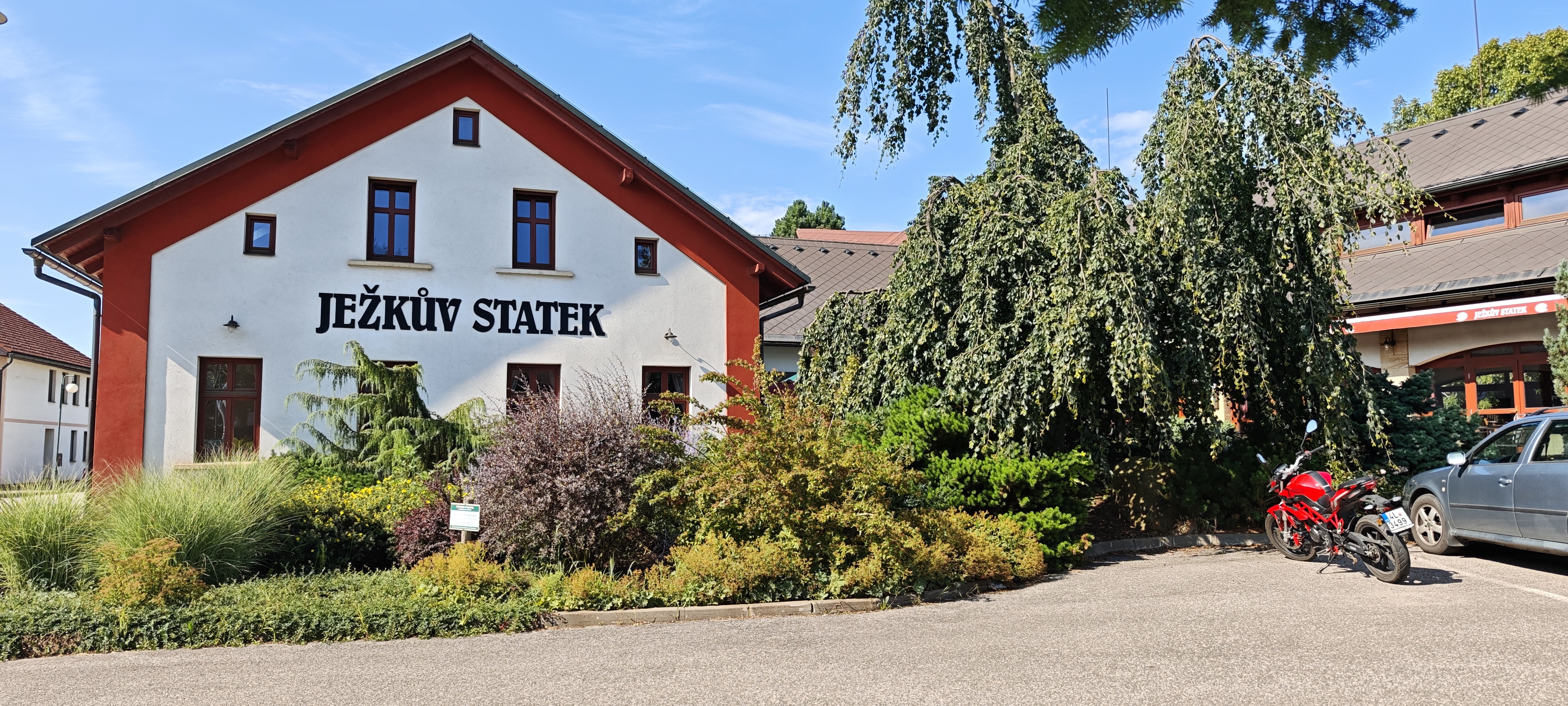Restaurace Ježkův Statek foto 5
