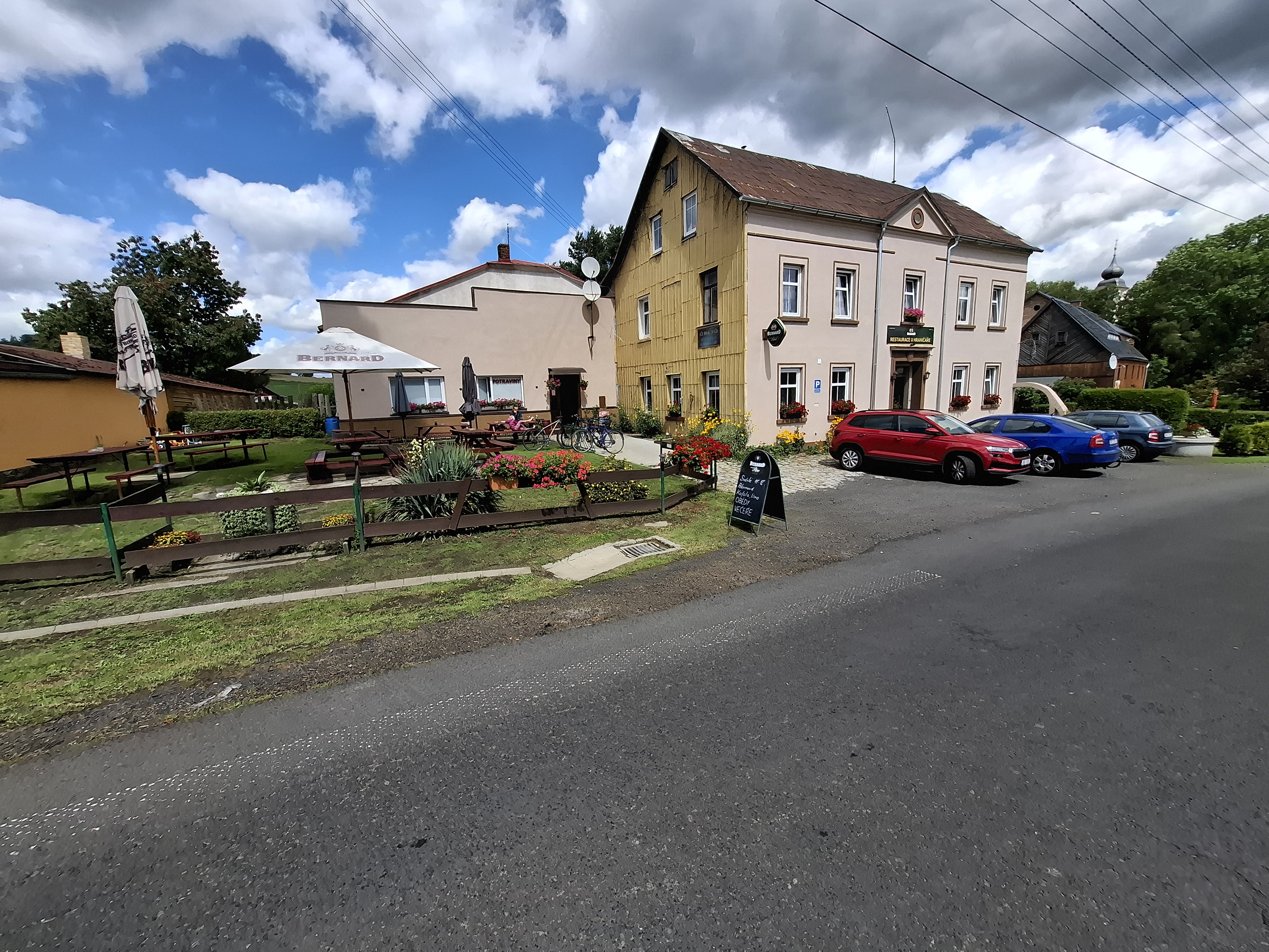 Restaurace U Hraničáře foto 2