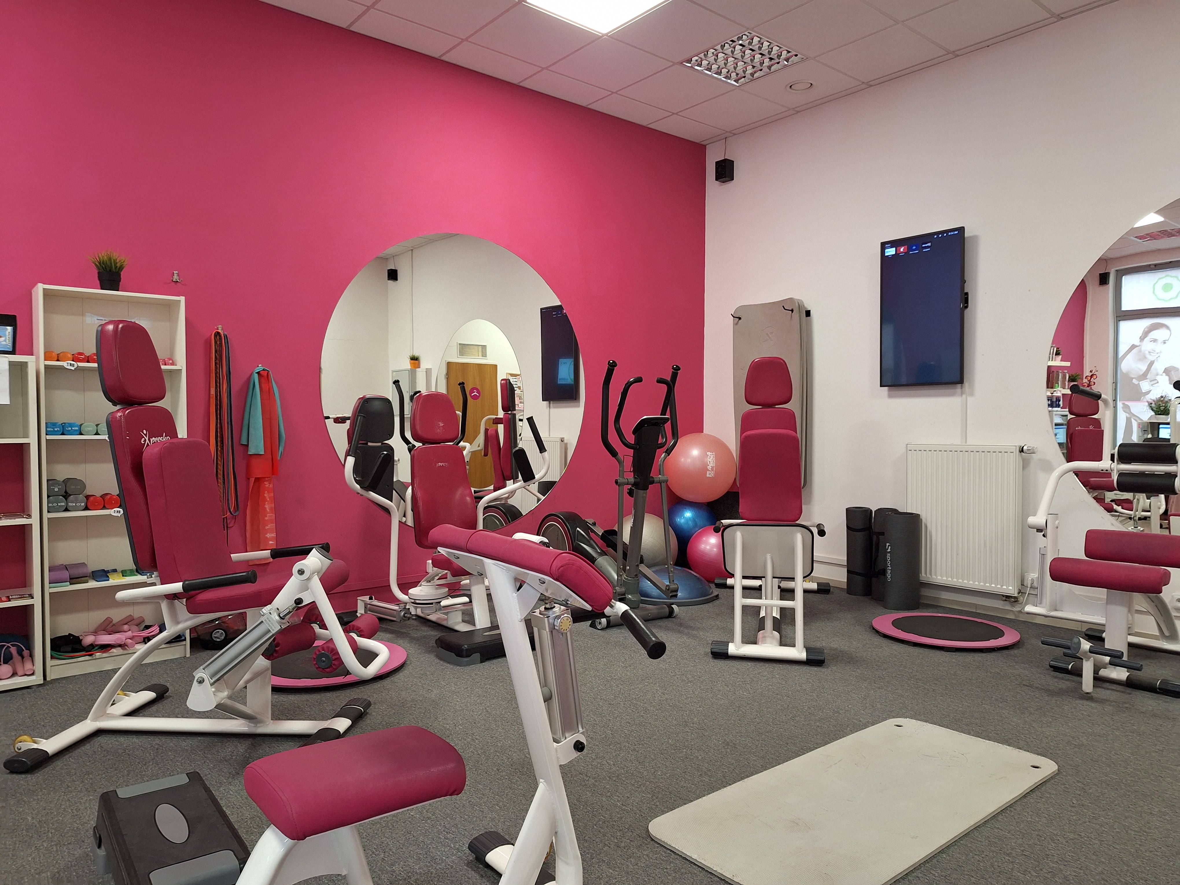 AURA Pankrác Fit Lady Club foto 6